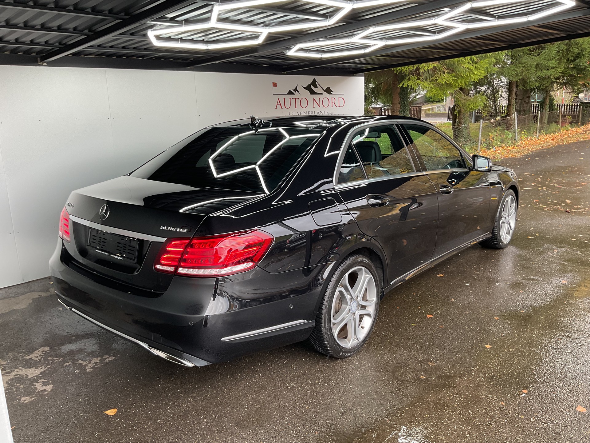 MERCEDES-BENZ E 250 BlueTEC Elégance 4Matic 7G-Tronic-image-5