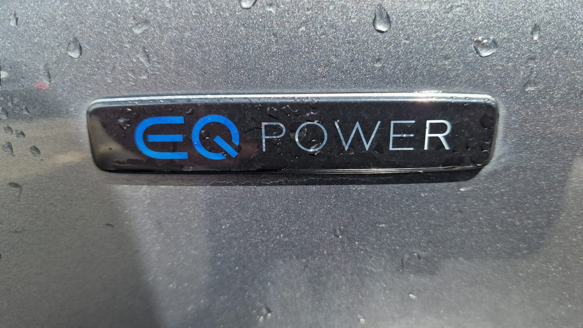 MERCEDES-BENZ GLC 300D Hybrid EQ-image-9