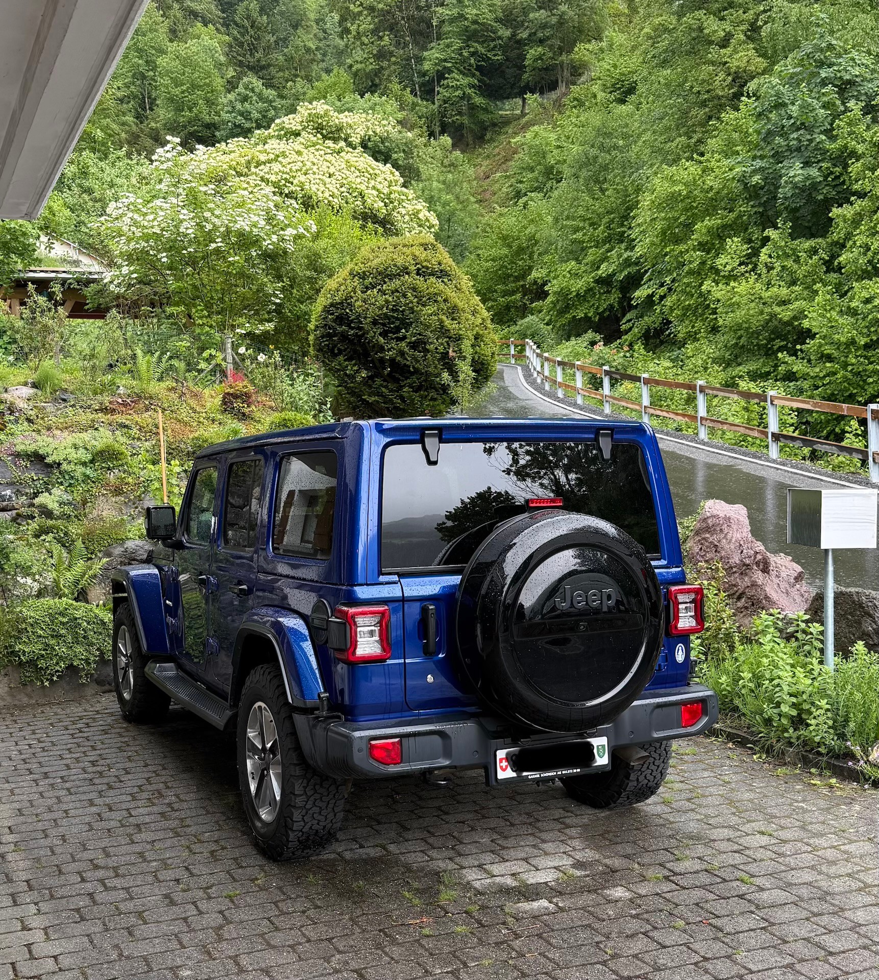 JEEP Wrangler 2.0 Unlimited Sahara Automatic-image-1