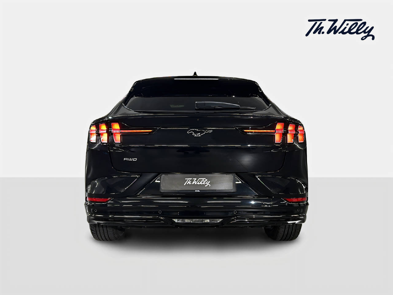 FORD Mustang Mach-E Premium AWD-image-3