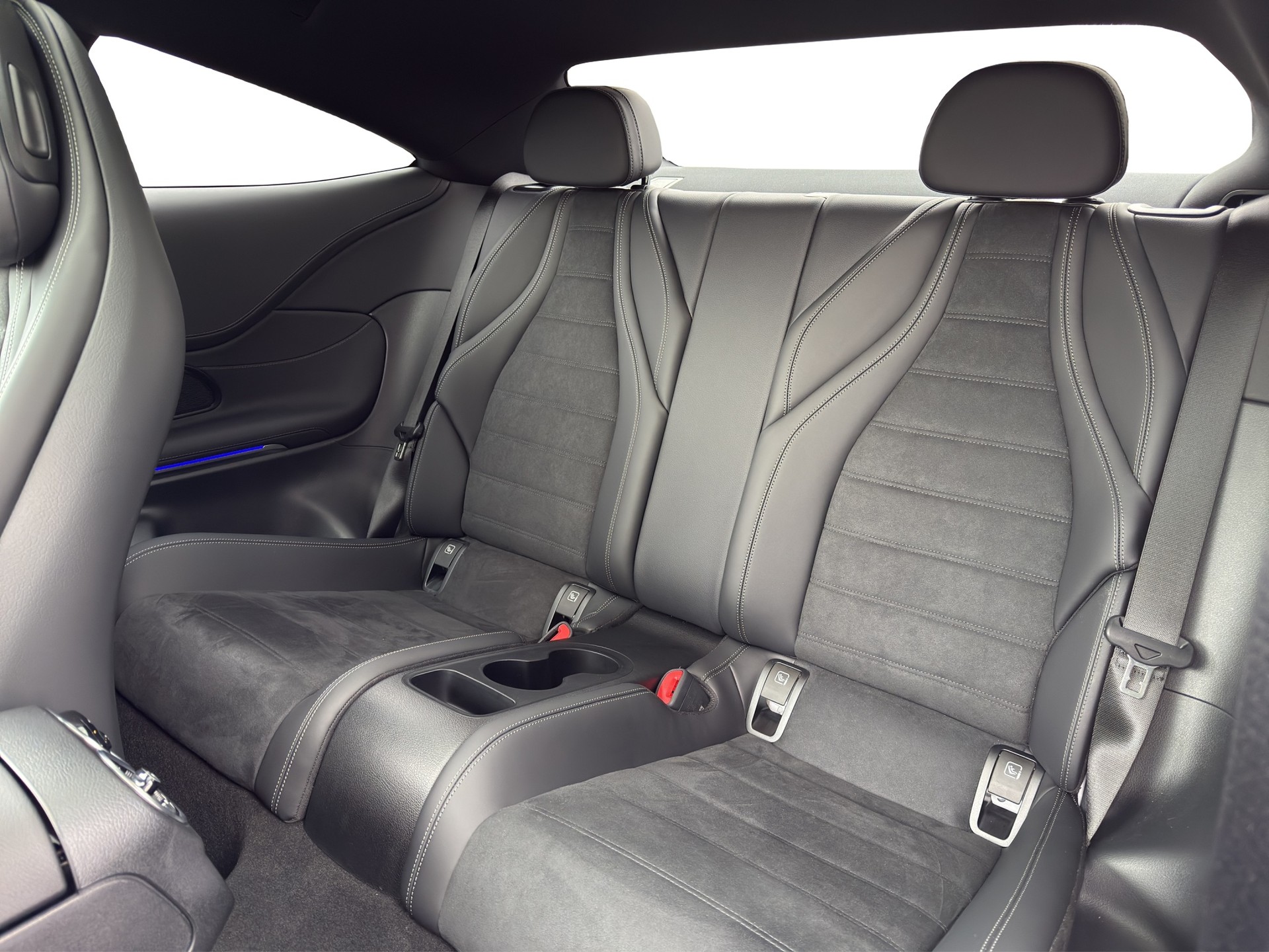 MERCEDES-BENZ CLE 300 Coupé 4Matic 9G-Tronic-image-10