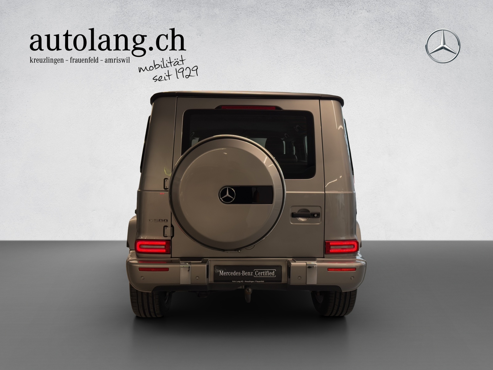 MERCEDES-BENZ G 500 AMG Line-image-16