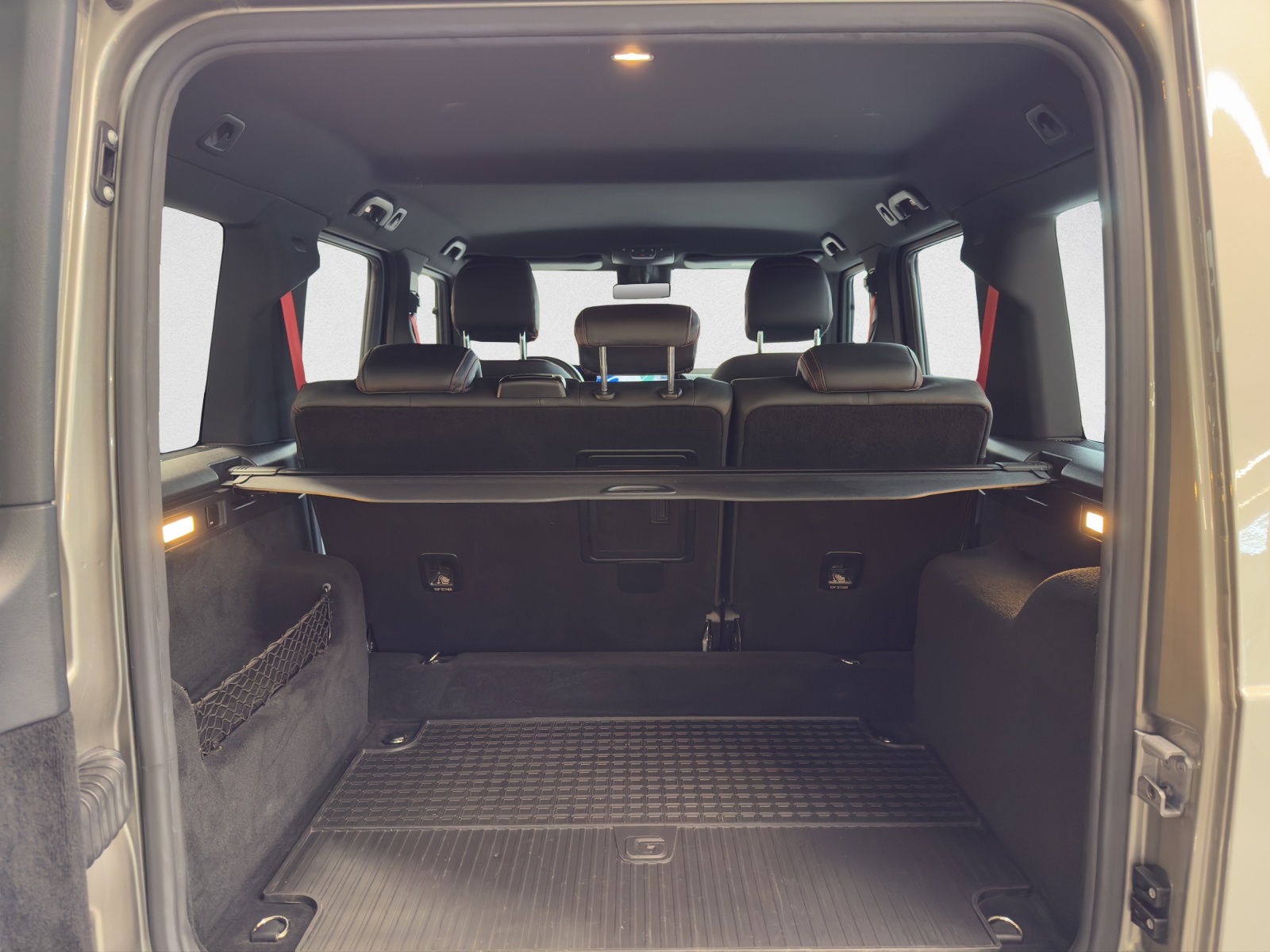 MERCEDES-BENZ G 500 AMG Line-image-8