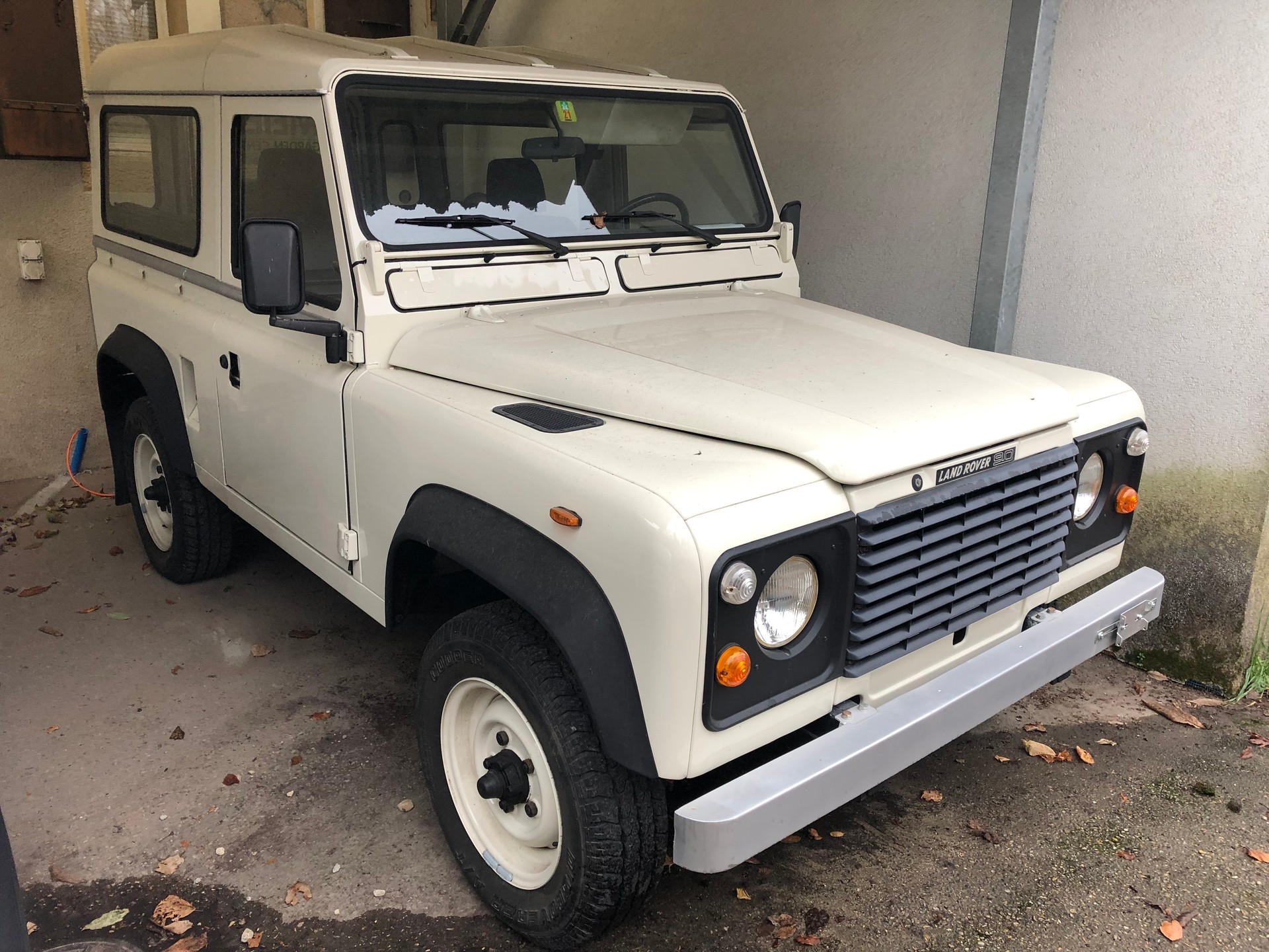 LAND ROVER 90 2.3 Hardtop-image-1