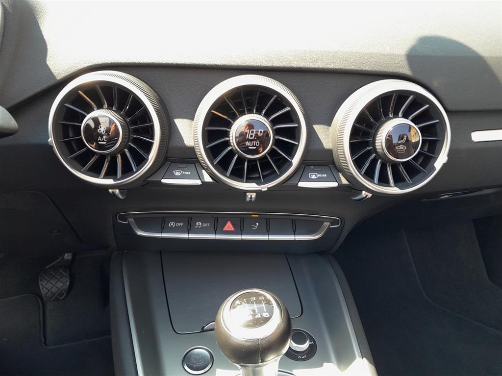AUDI TT Roadster 1.8 TFSI-image-9