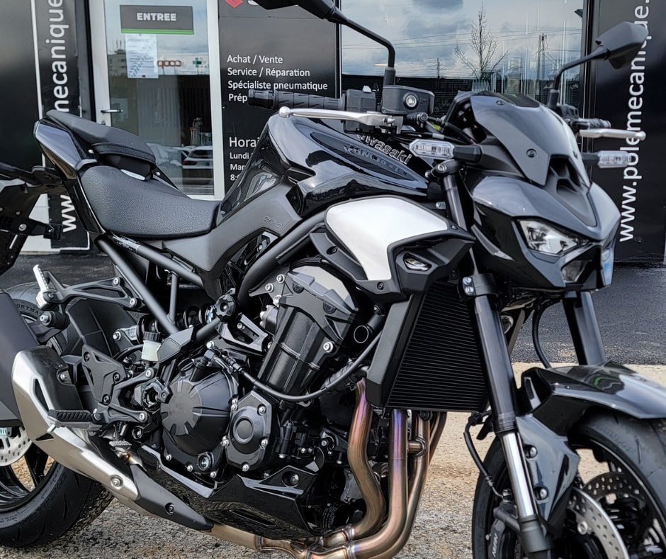 KAWASAKI Z 900-image-2