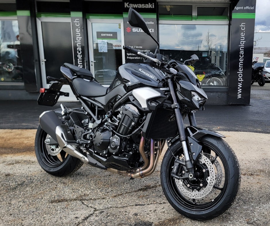 KAWASAKI Z 900-image-1