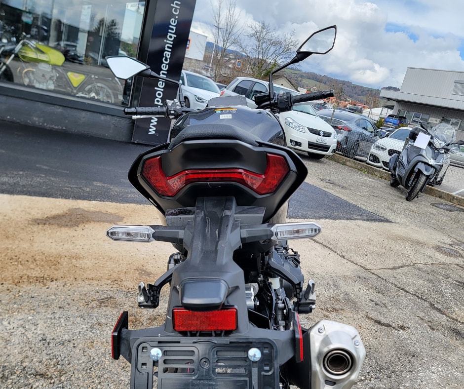 KAWASAKI Z 900-image-6