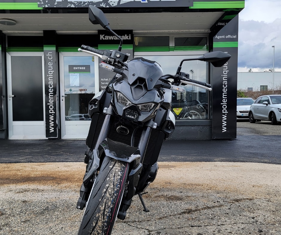 KAWASAKI Z 900-image-9
