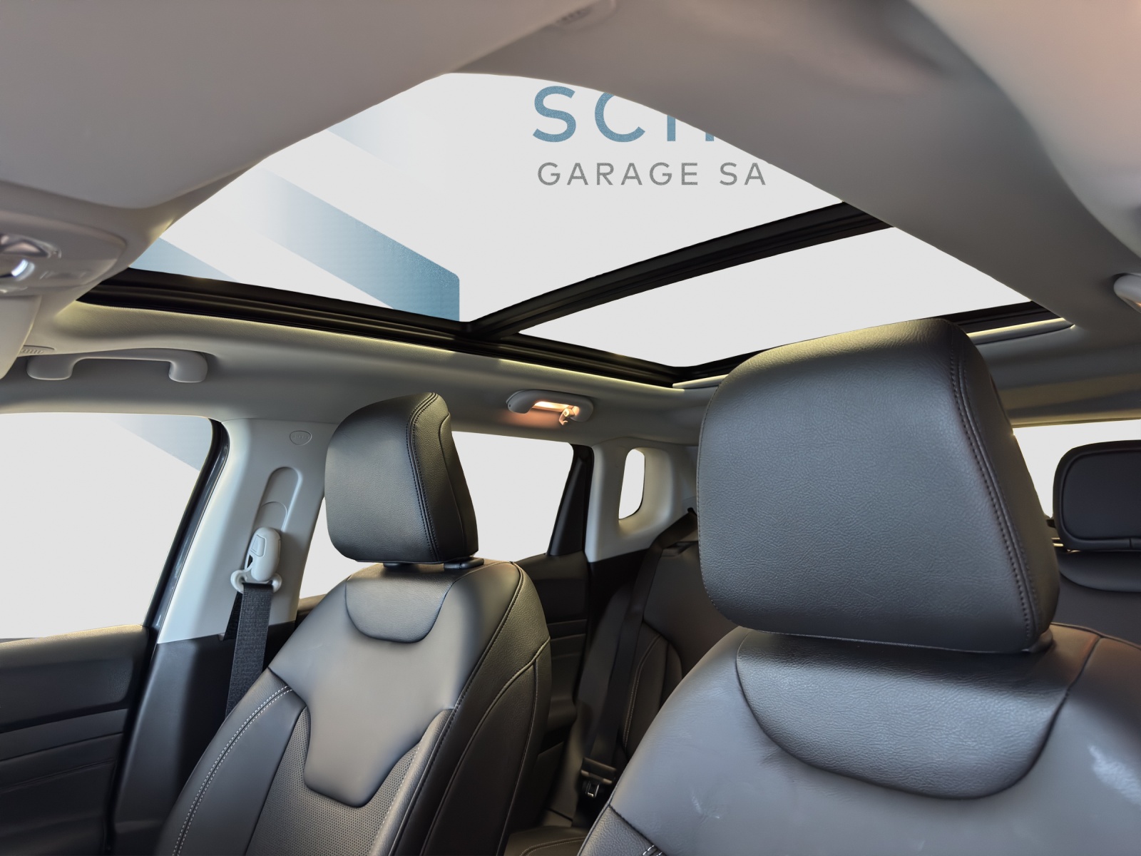 JEEP COMPASS 1.3 Summit 4xe-image-12