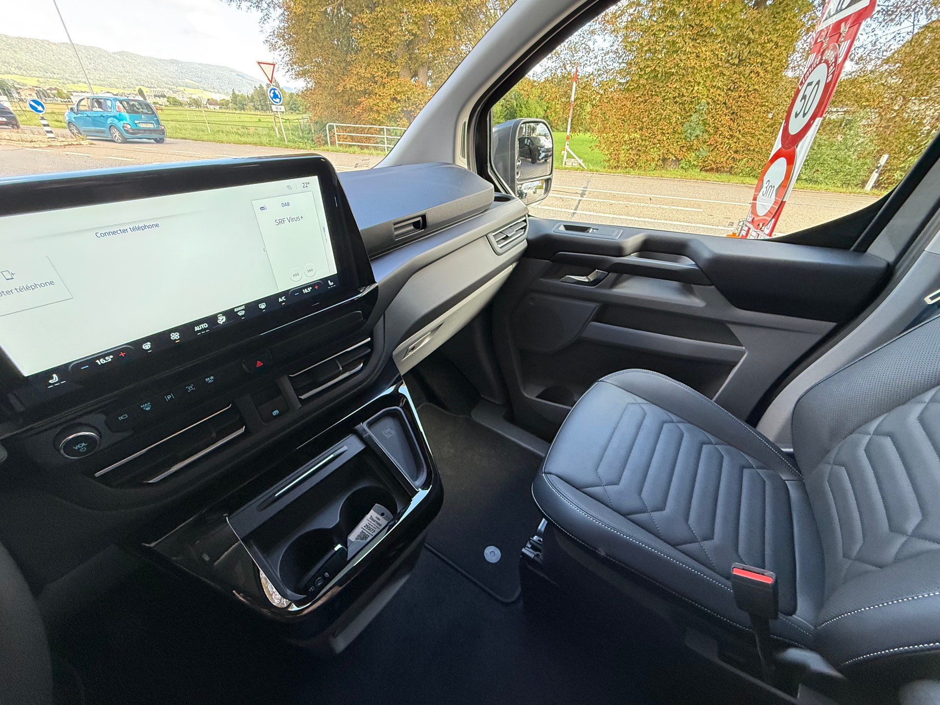 FORD Tourneo Bus 320 L2H1 TitaniumX VENDUE / VERKAUFT-image-10