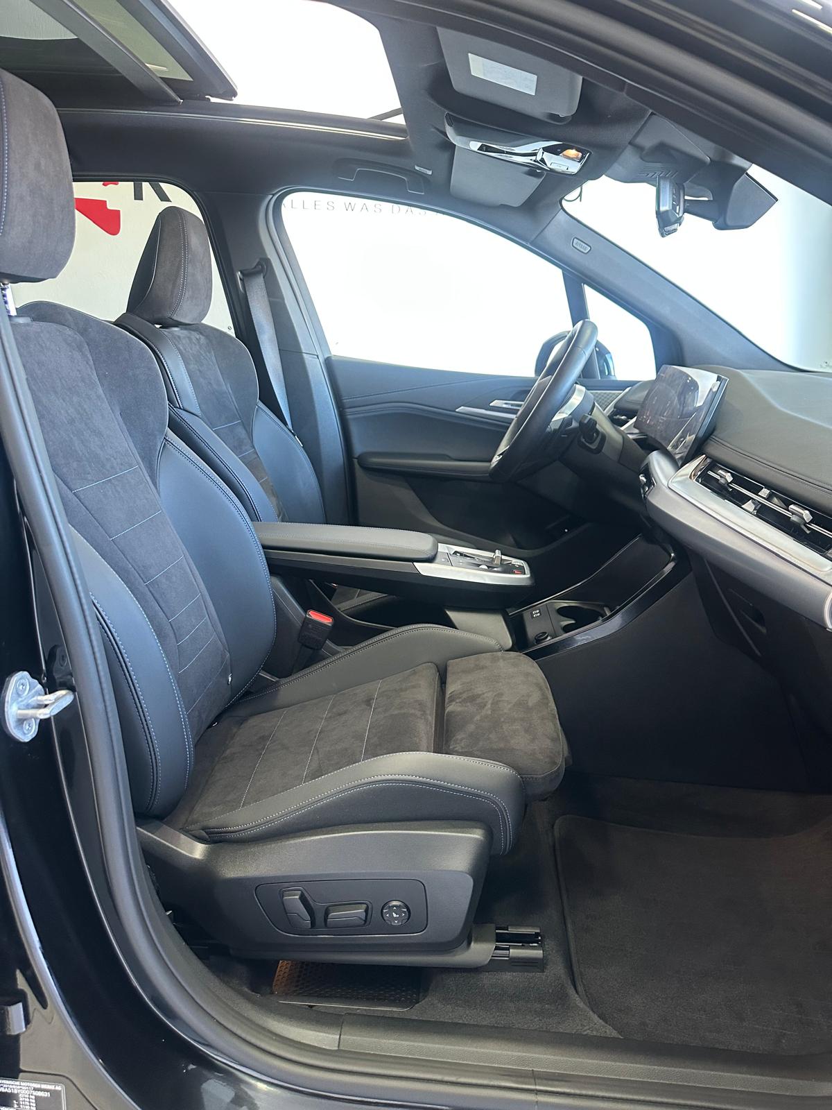 BMW 223d Active Tourer xDrive M Sport DKG*CH Fahrzeug*-image-14