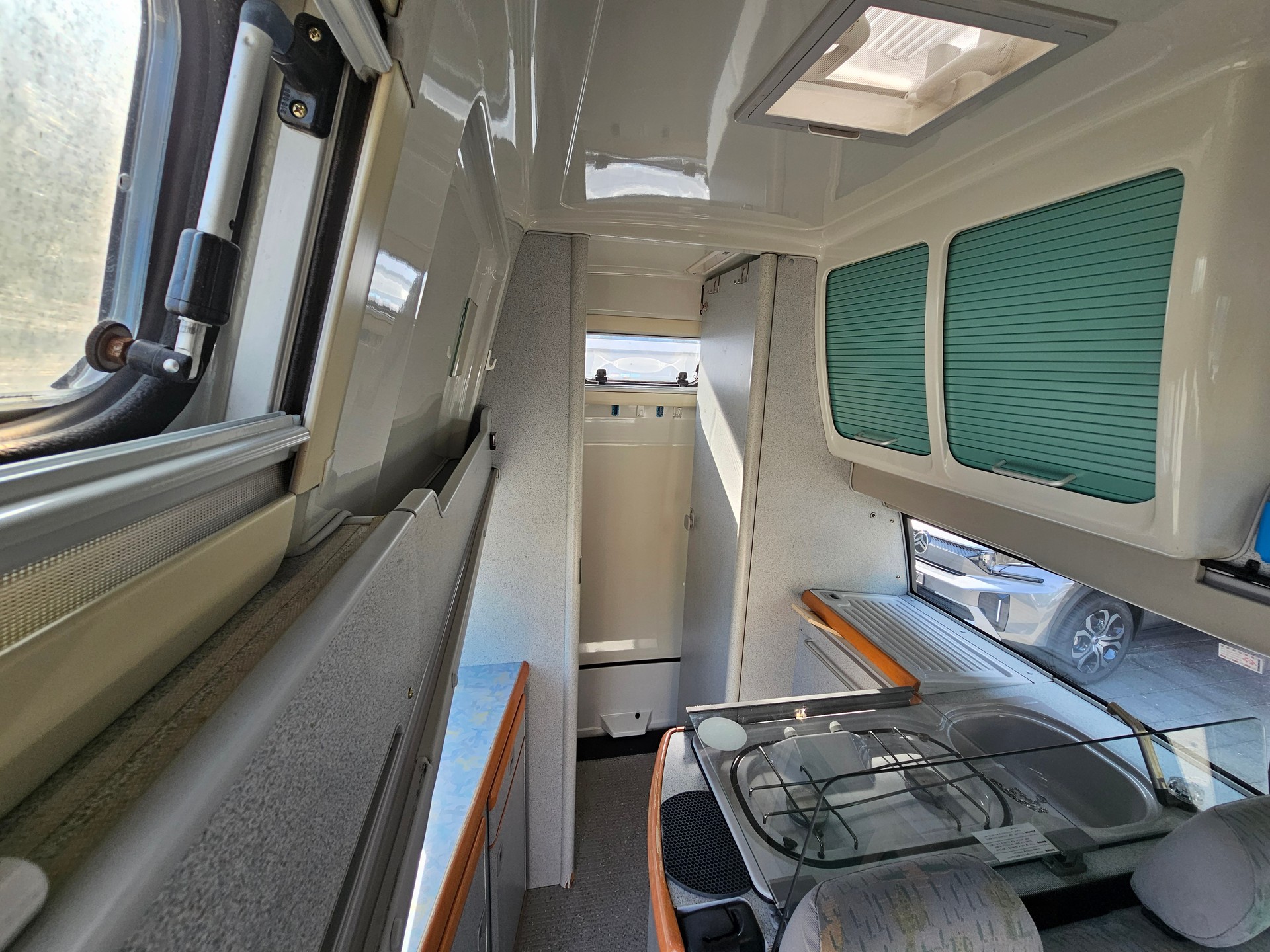 VW T4 California EXCLUSIVE 2.4d-image-14