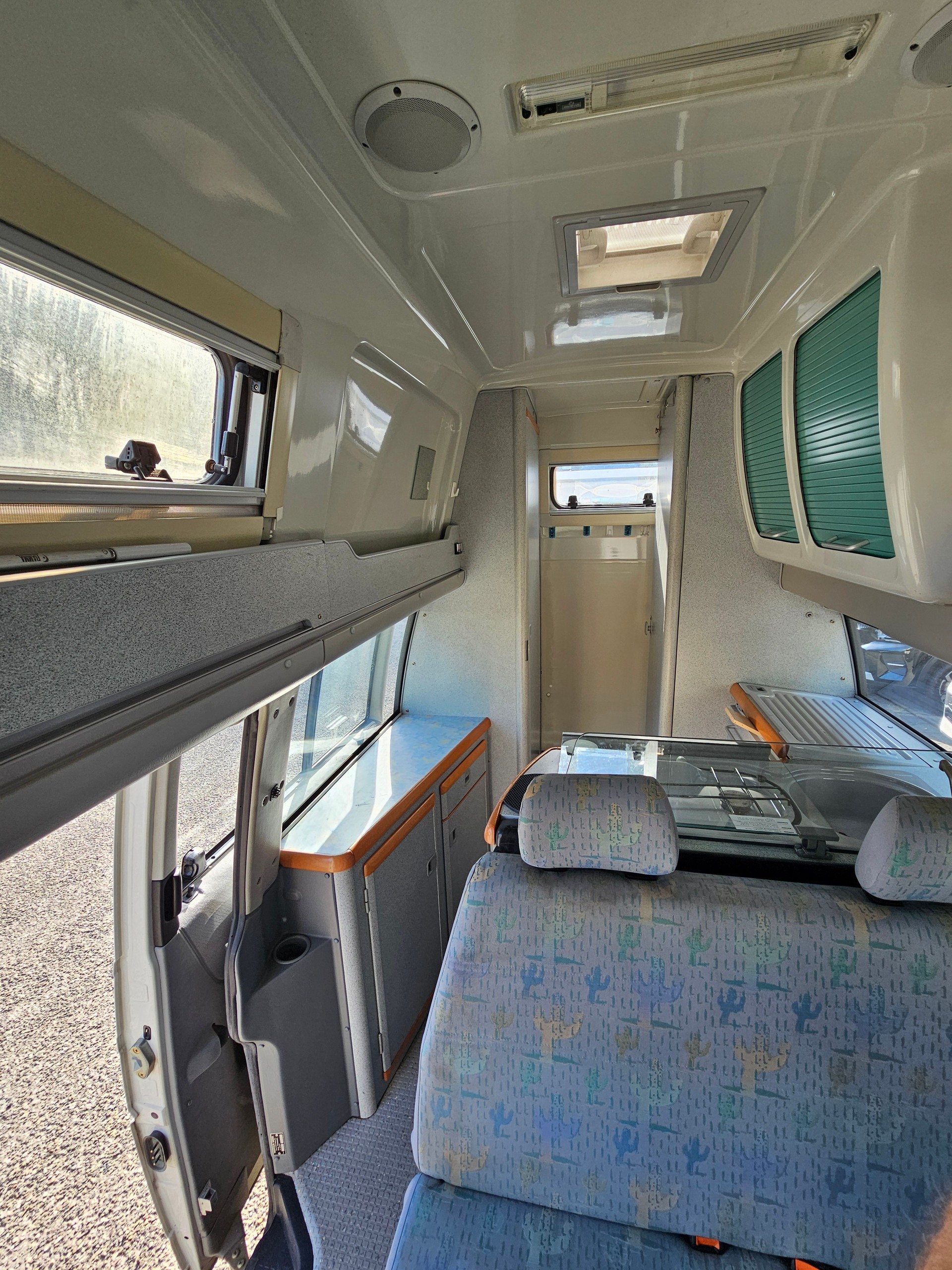 VW T4 California EXCLUSIVE 2.4d-image-13