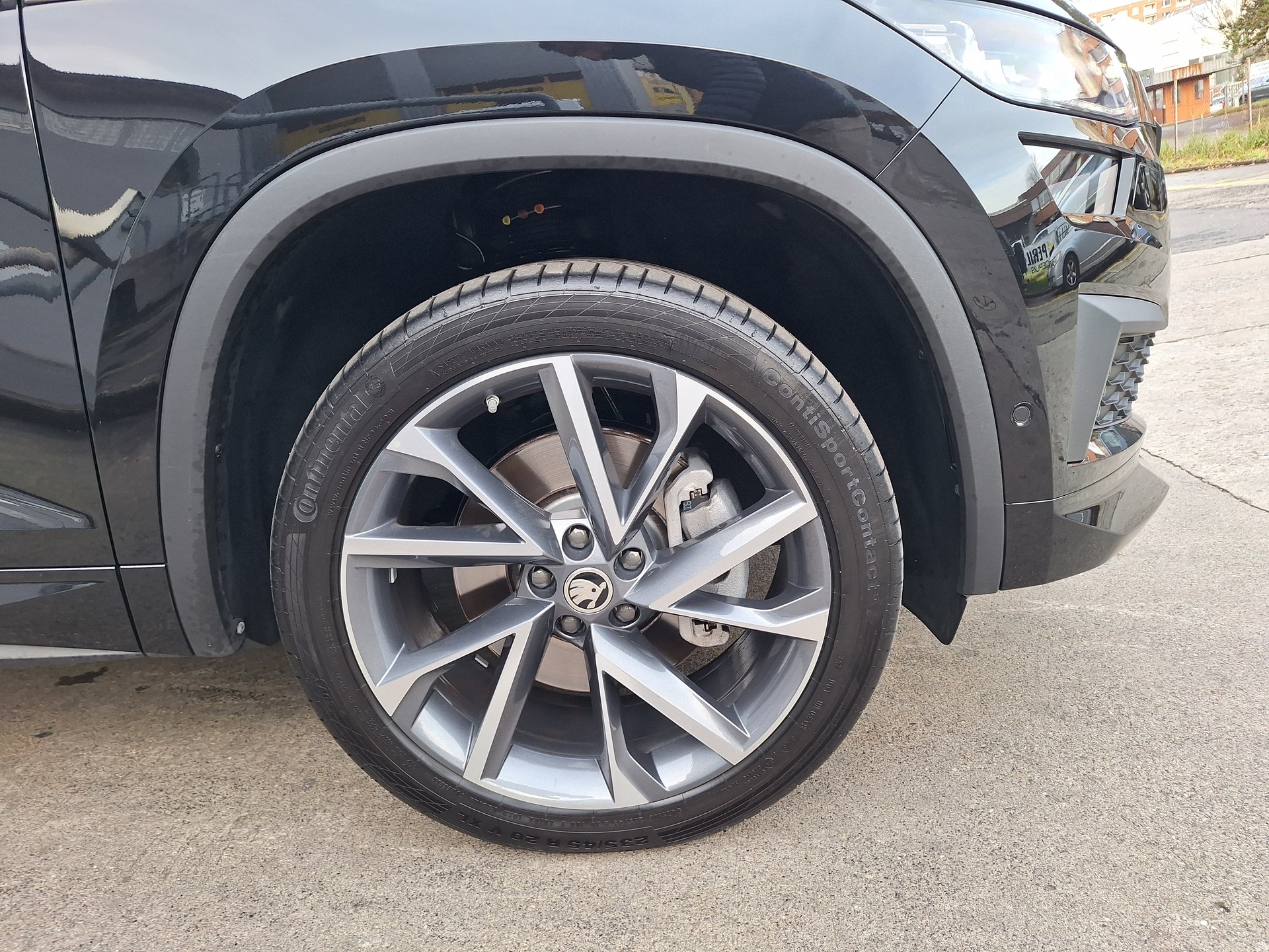 SKODA Kodiaq 2.0 TSI 4x4 SportLine-image-1