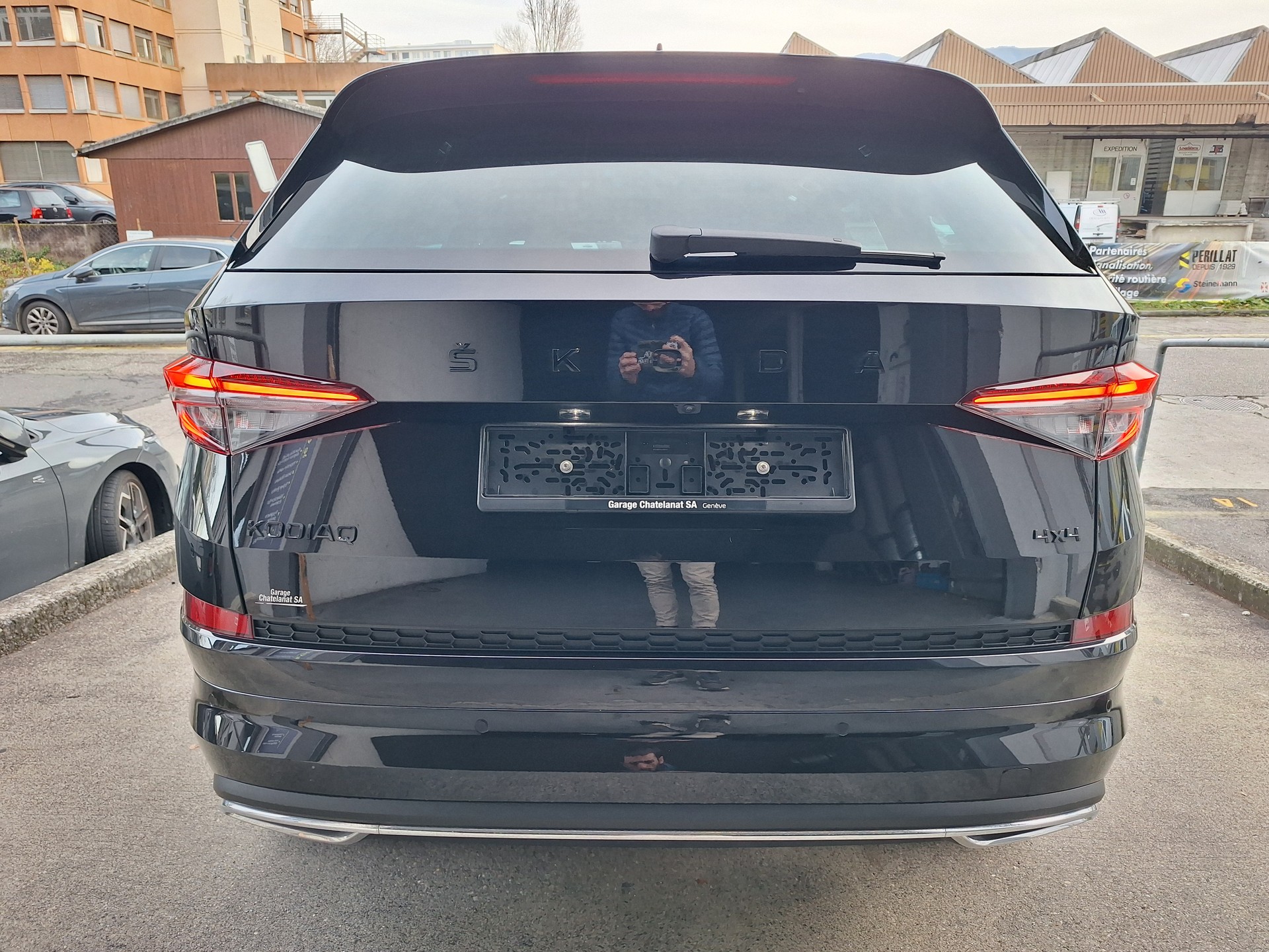 SKODA Kodiaq 2.0 TSI 4x4 SportLine-image-3