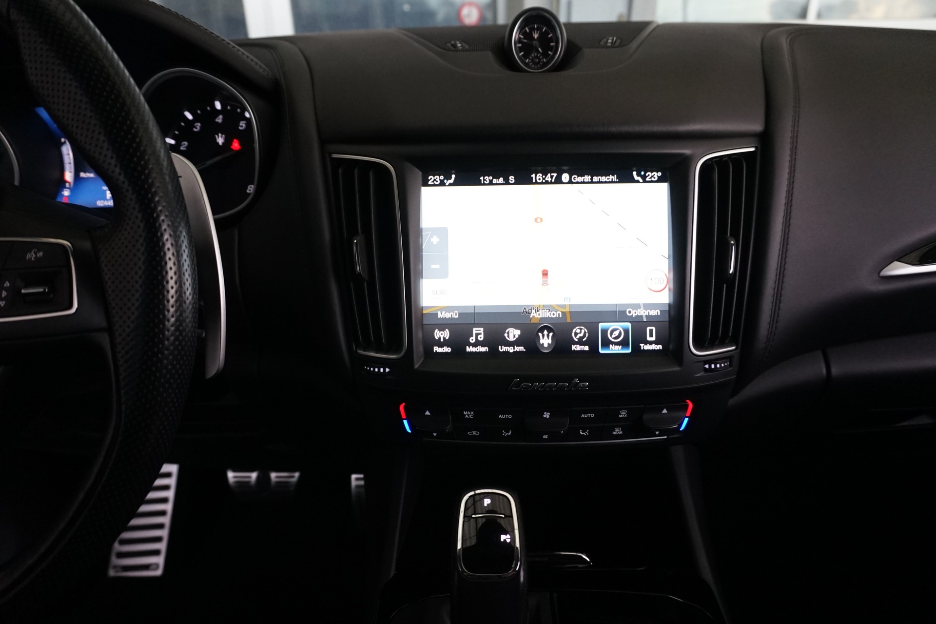 MASERATI Levante 3.0 V6 4WD GranSport Automatica-image-16
