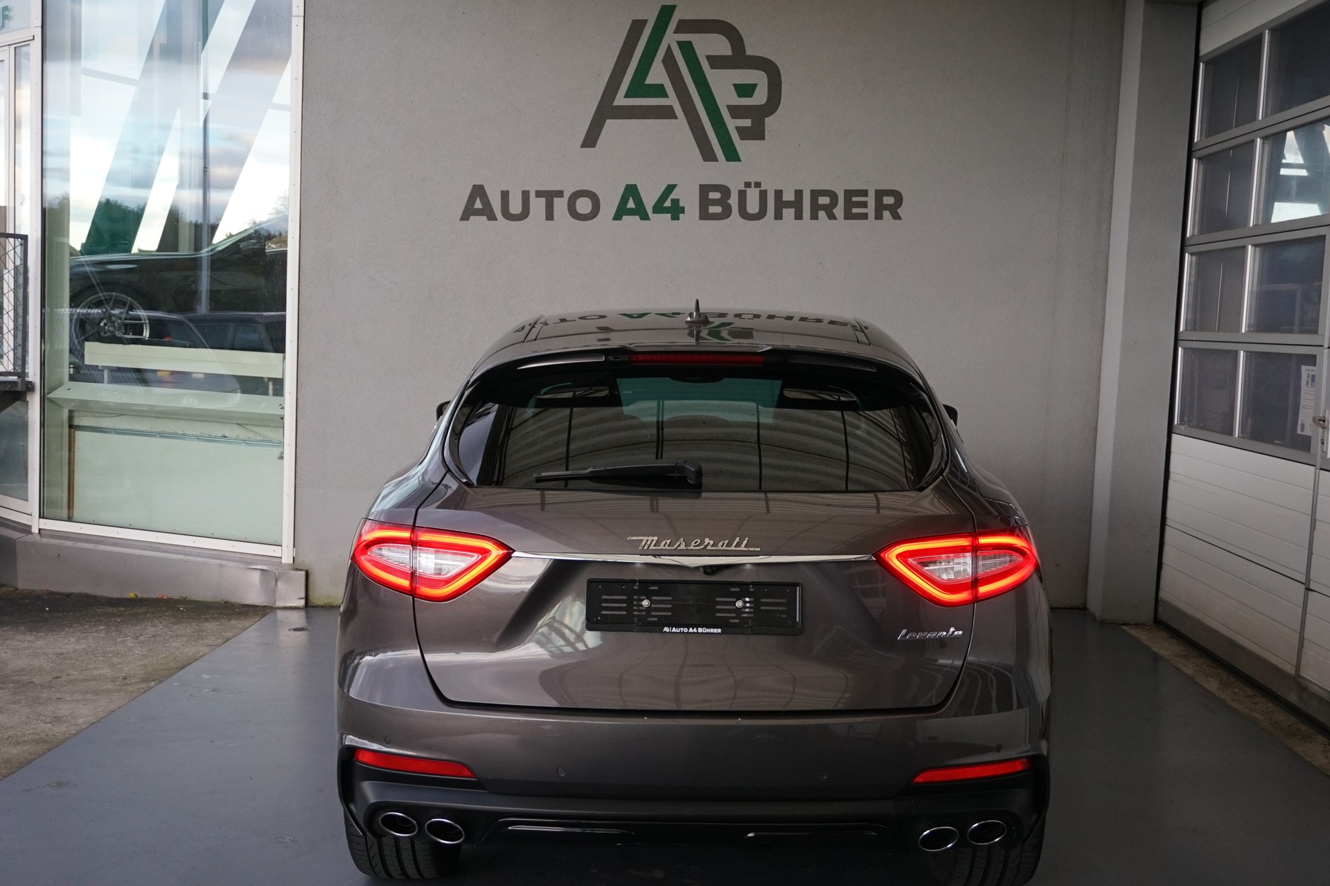 MASERATI Levante 3.0 V6 4WD GranSport Automatica-image-7