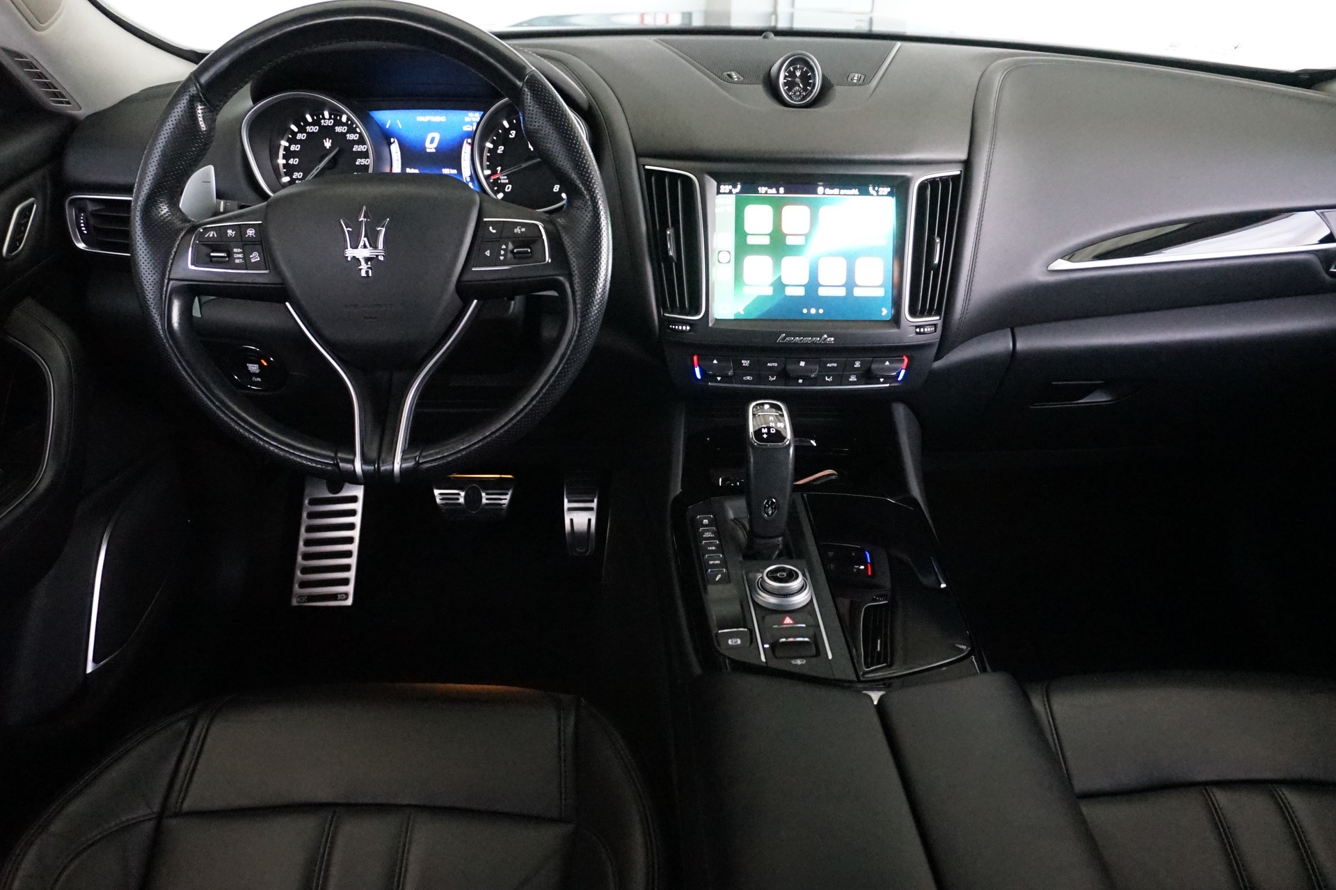 MASERATI Levante 3.0 V6 4WD GranSport Automatica-image-10
