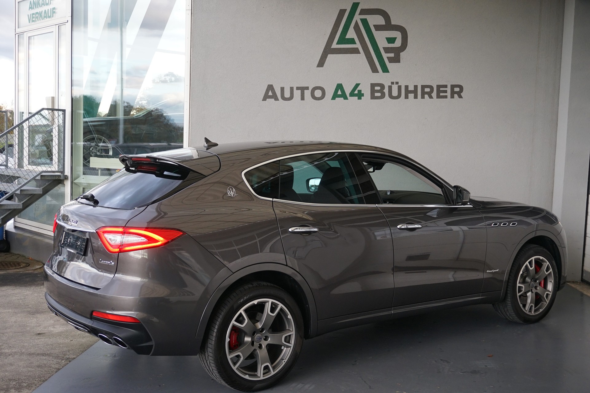 MASERATI Levante 3.0 V6 4WD GranSport Automatica-image-5