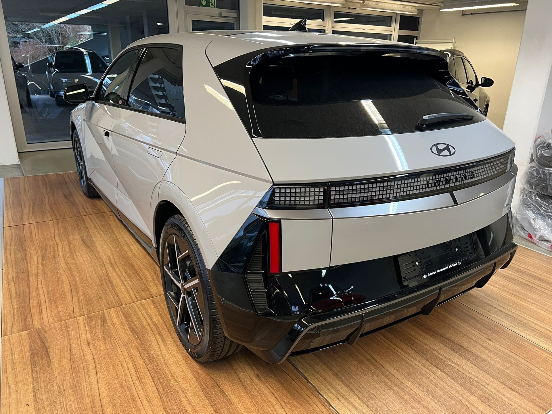 HYUNDAI Ioniq 5 N Line 84kWh 4WD-image-4