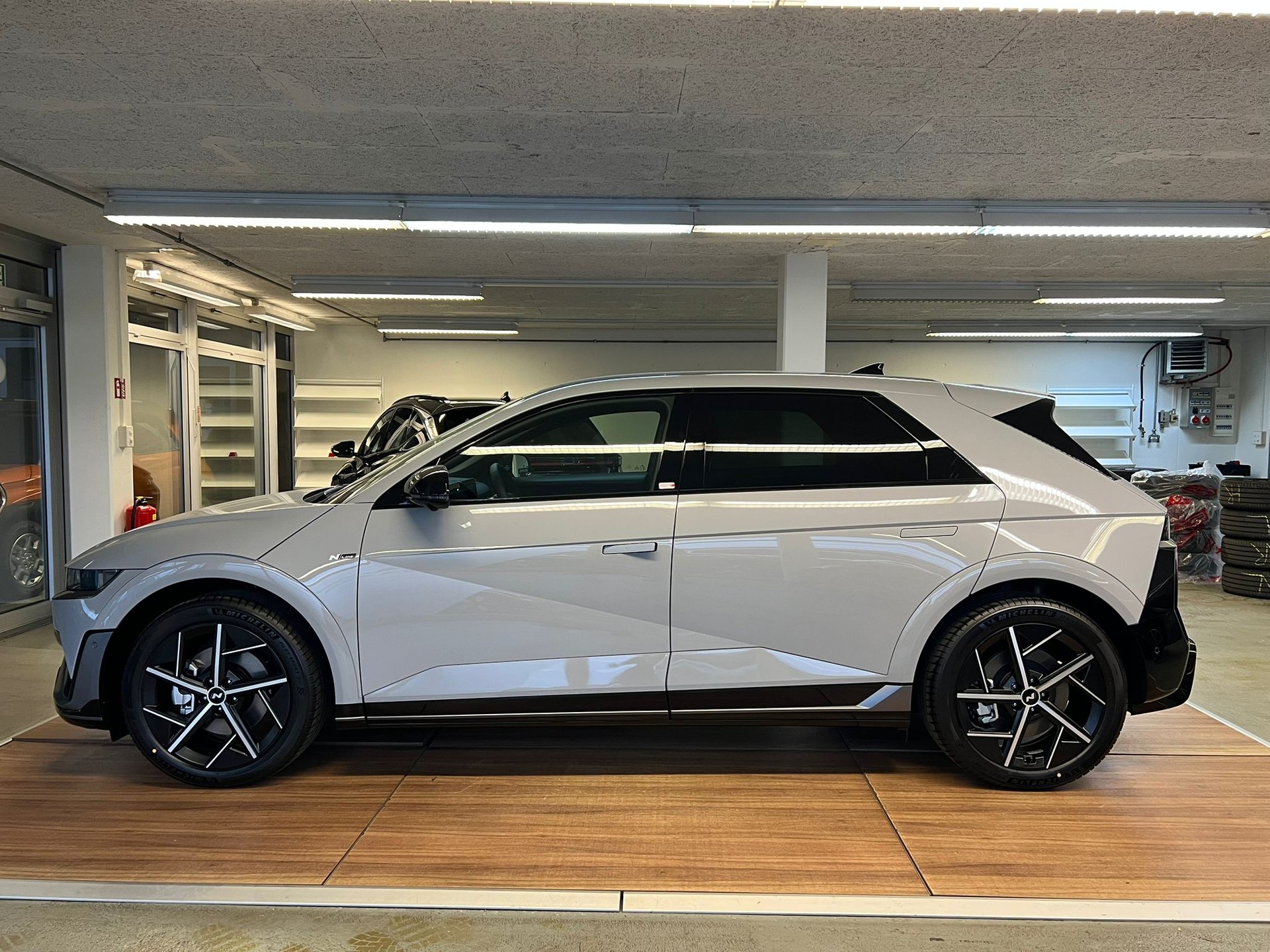 HYUNDAI Ioniq 5 N Line 84kWh 4WD-image-3