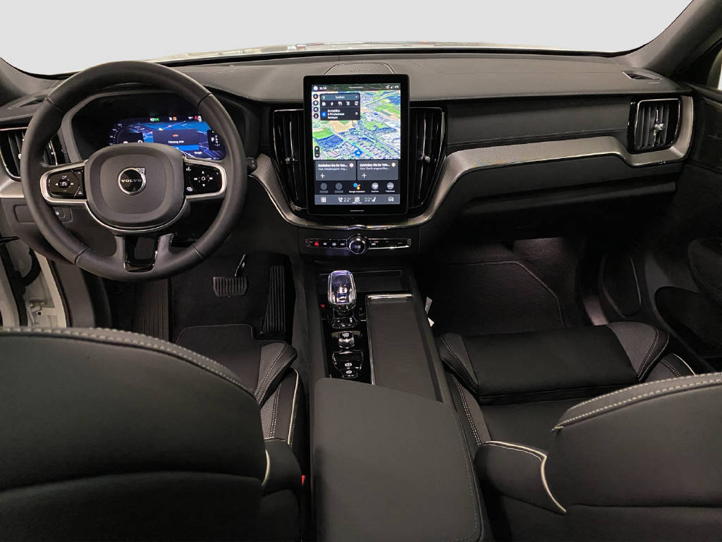 VOLVO XC60 2.0 T6 TE Black Edition eAWD-image-10