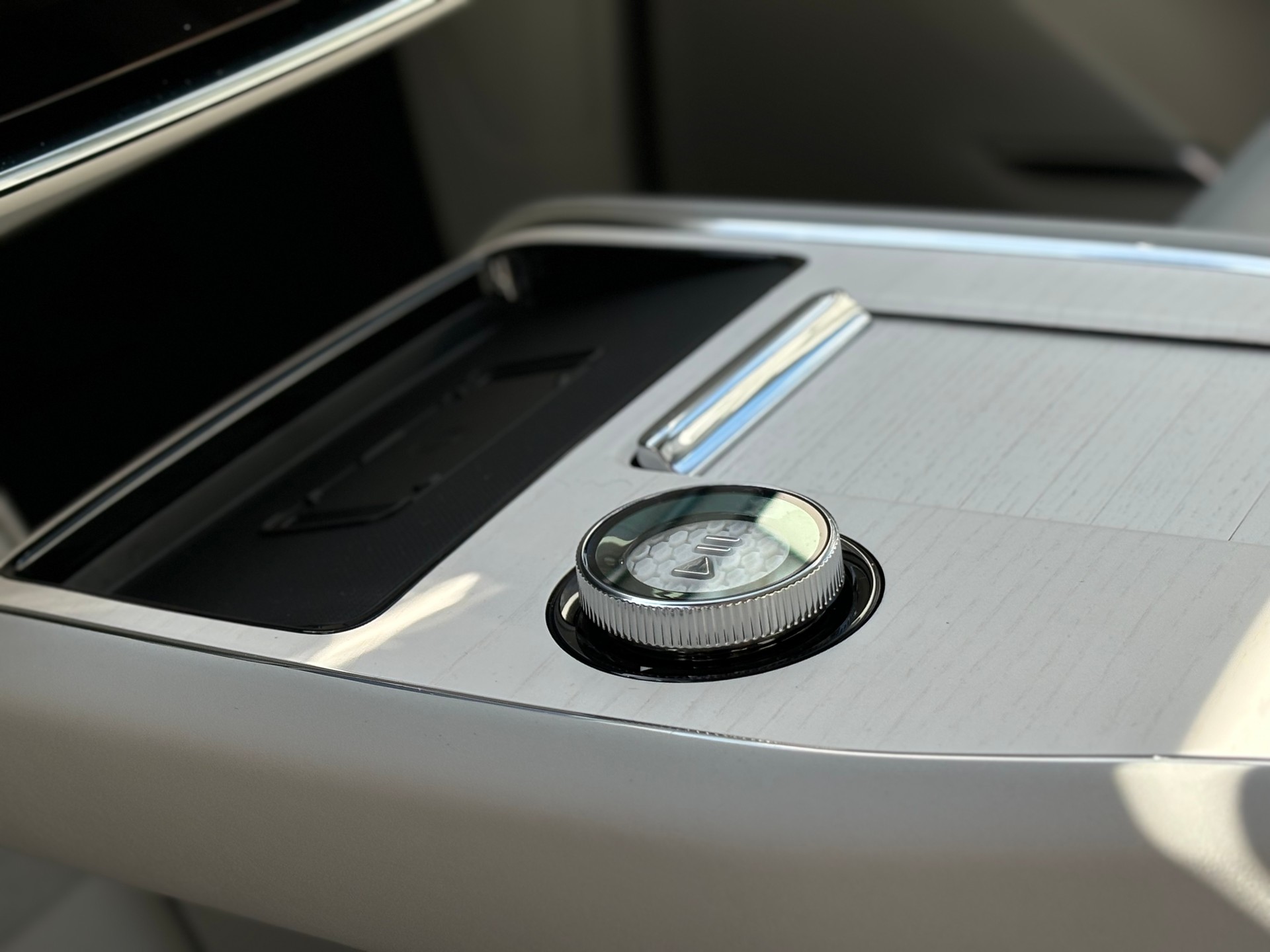 VOLVO EX90 Twin Ultra AWD-image-15