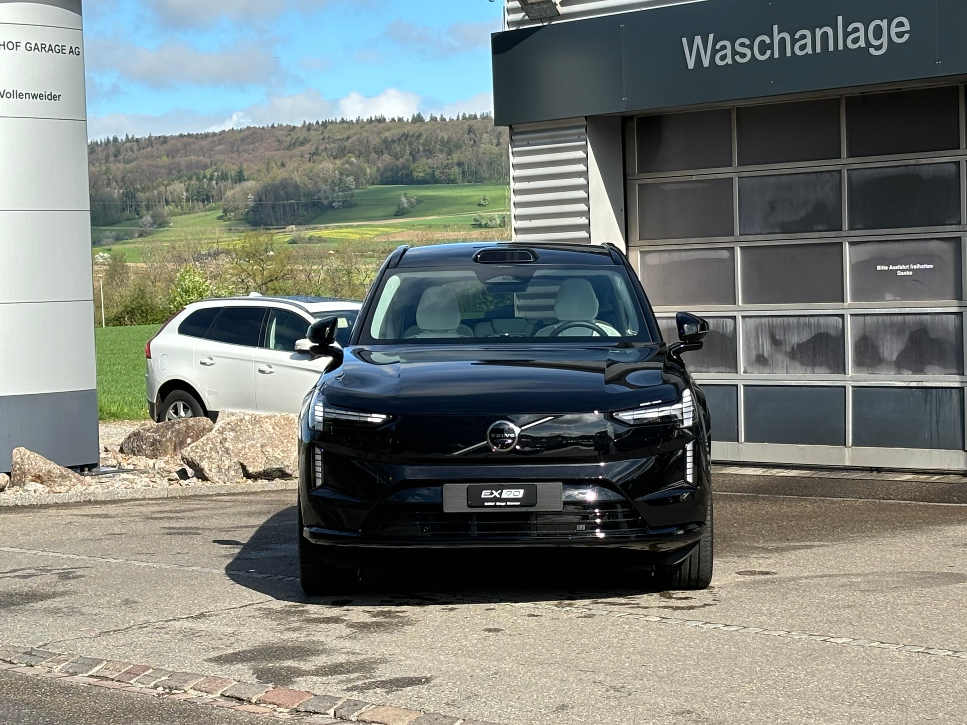 VOLVO EX90 Twin Ultra AWD-image-7