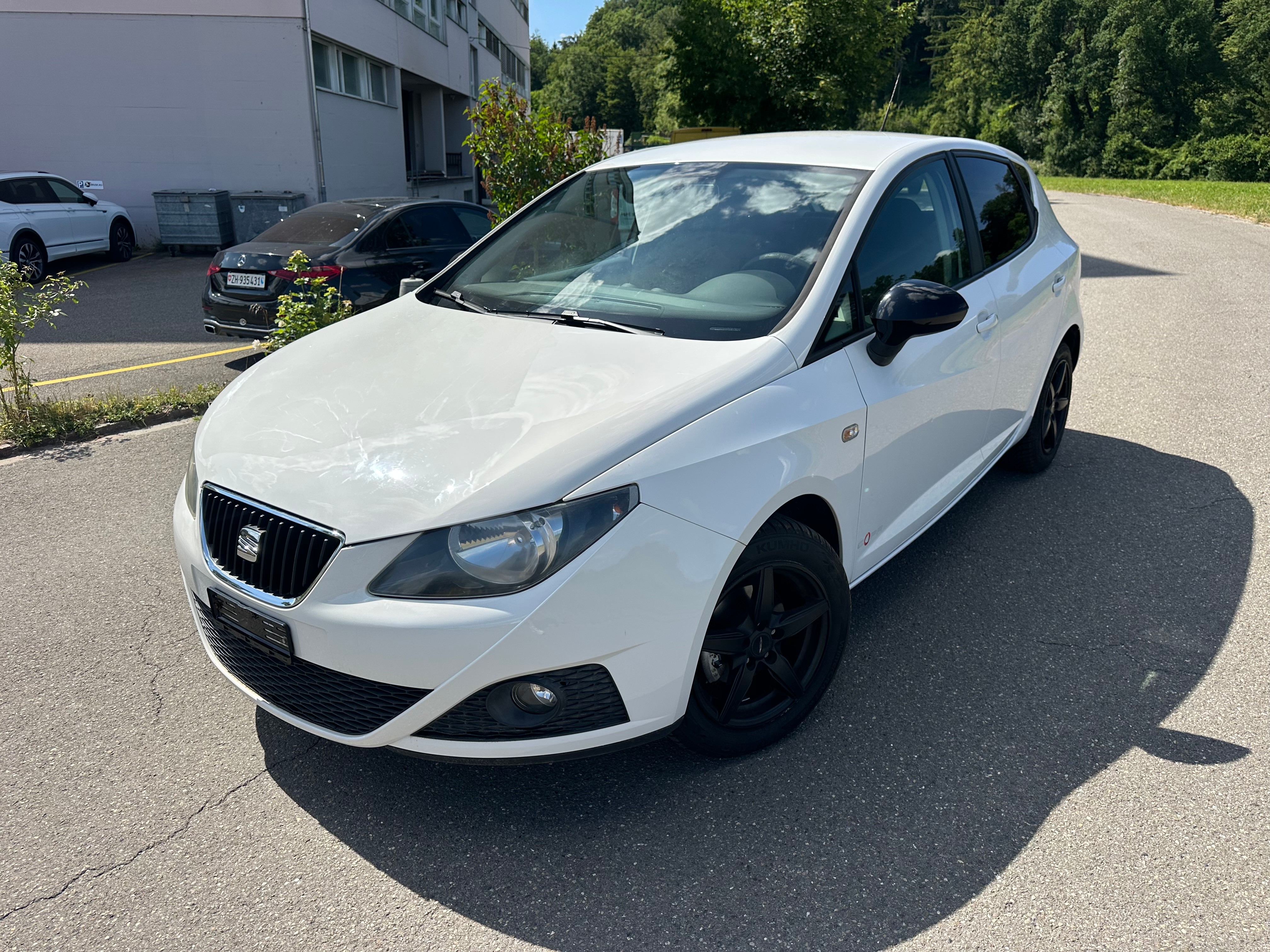 Car photo