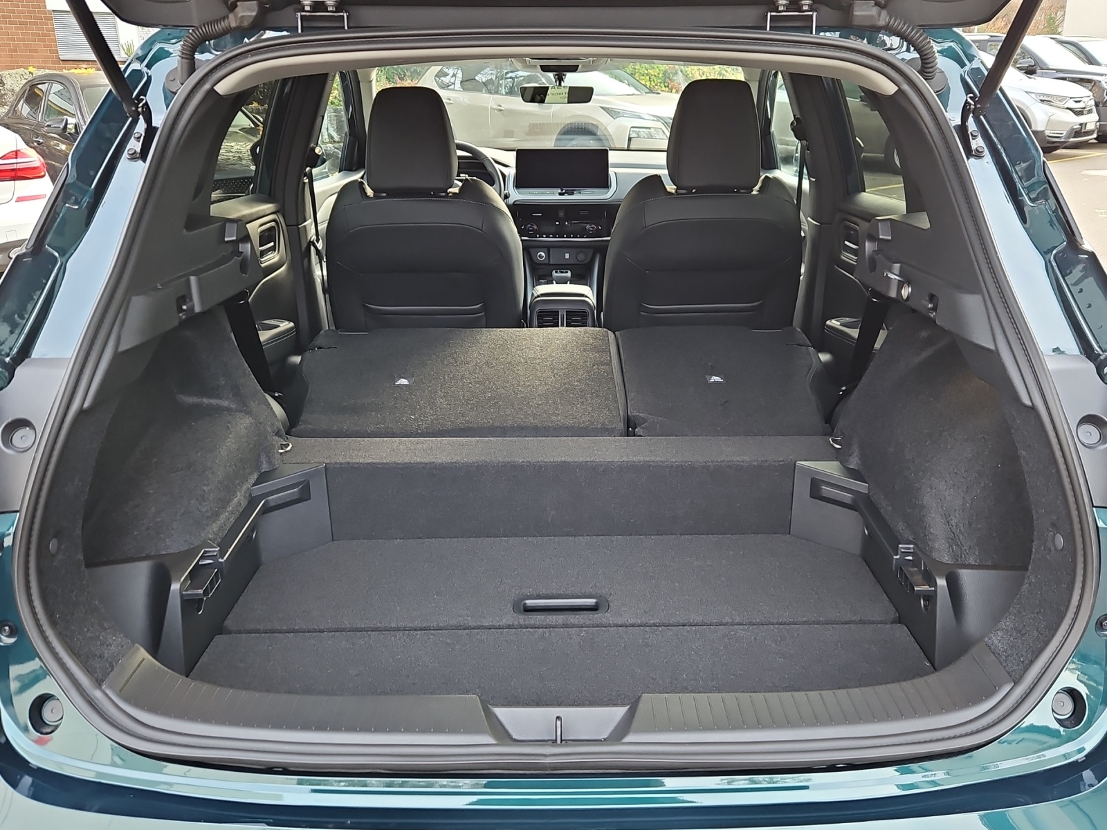 NISSAN Qashqai 1.3 DIG-T N-Connecta 4x4-image-14