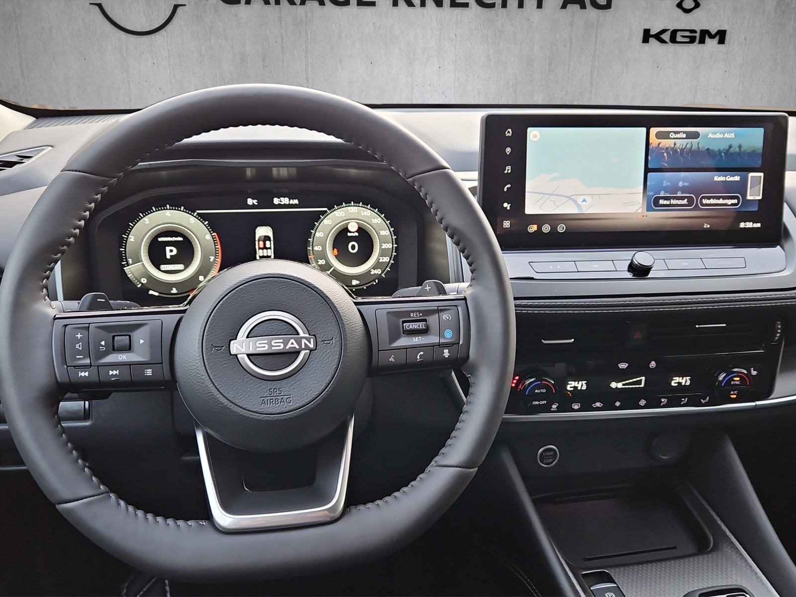 NISSAN Qashqai 1.3 DIG-T N-Connecta 4x4-image-9