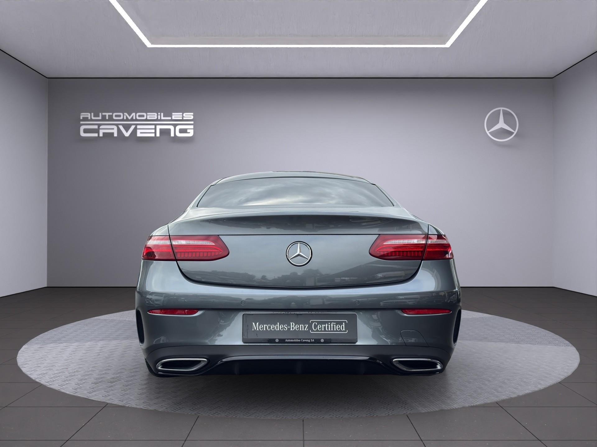 MERCEDES-BENZ E 350 d Coupé AMG Line 4 Matic 9G-Tronic-image-3