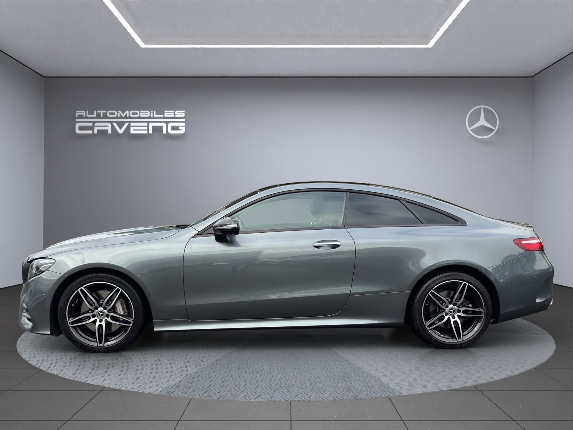 MERCEDES-BENZ E 350 d Coupé AMG Line 4 Matic 9G-Tronic-image-1