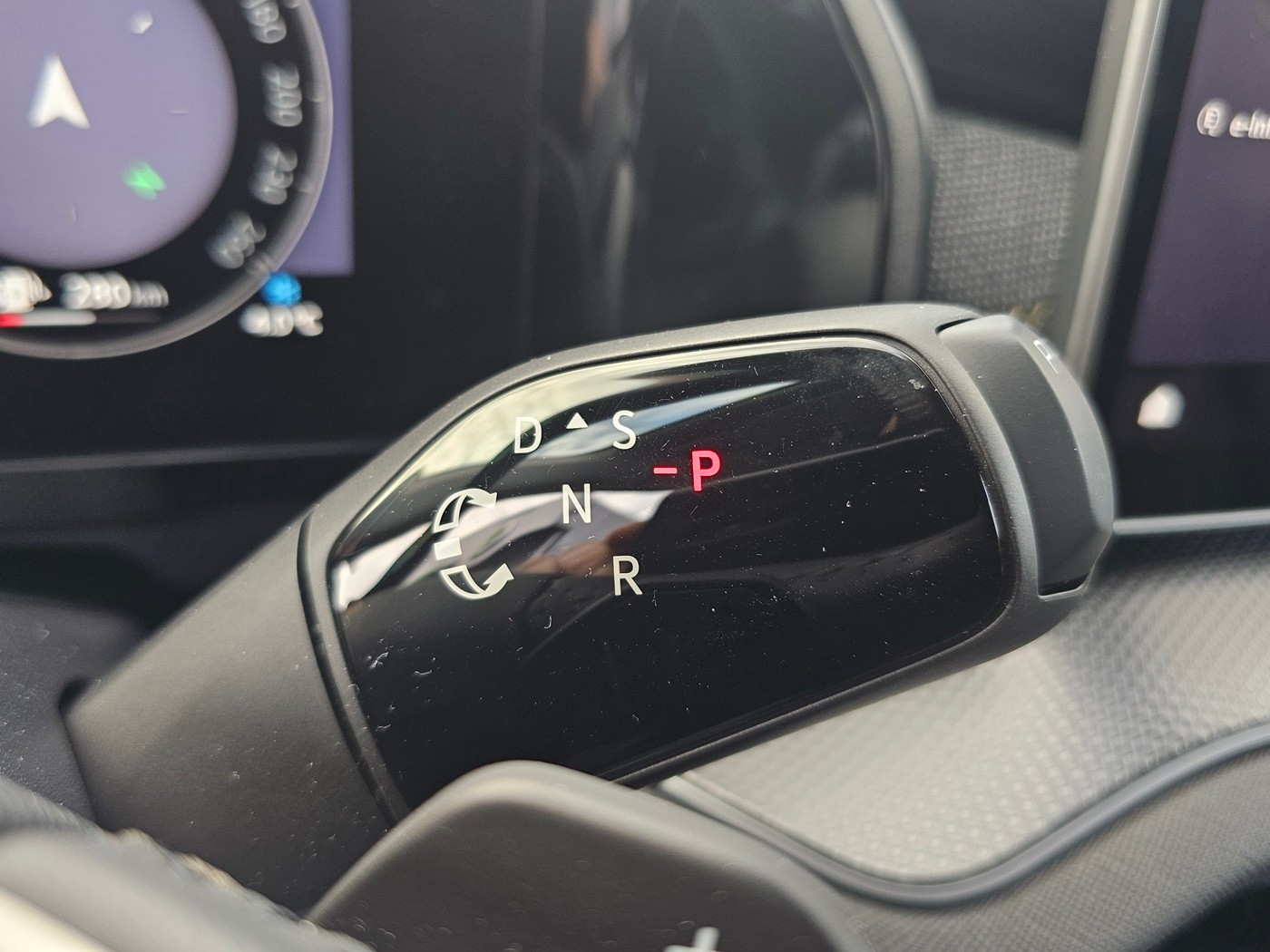 SKODA Kodiaq 1.5 TSI PHEV Selection-image-17