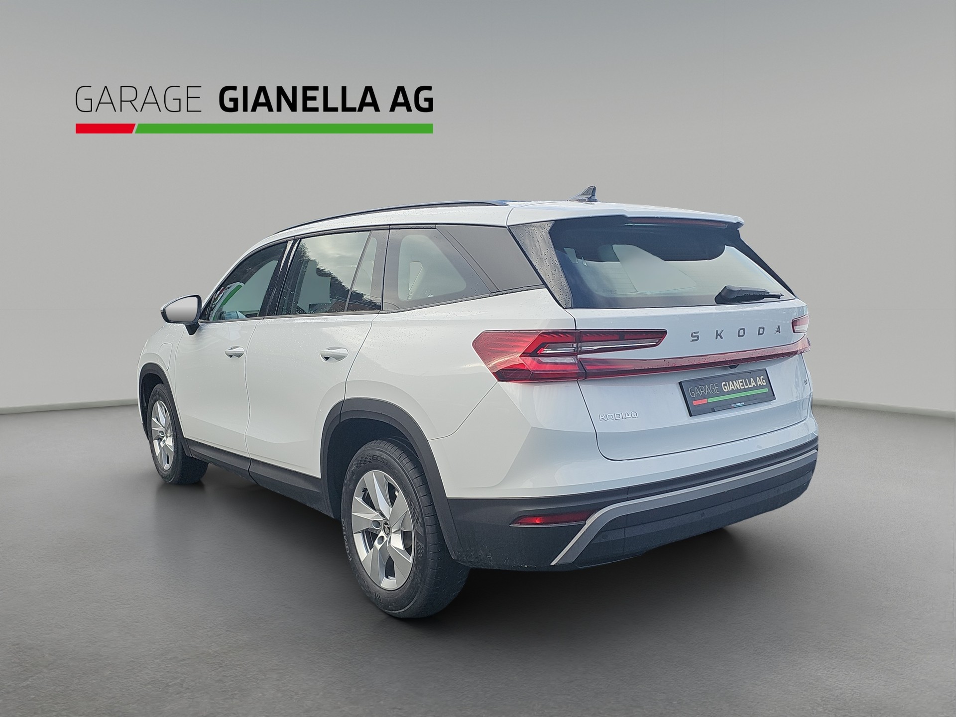SKODA Kodiaq 1.5 TSI PHEV Selection-image-2