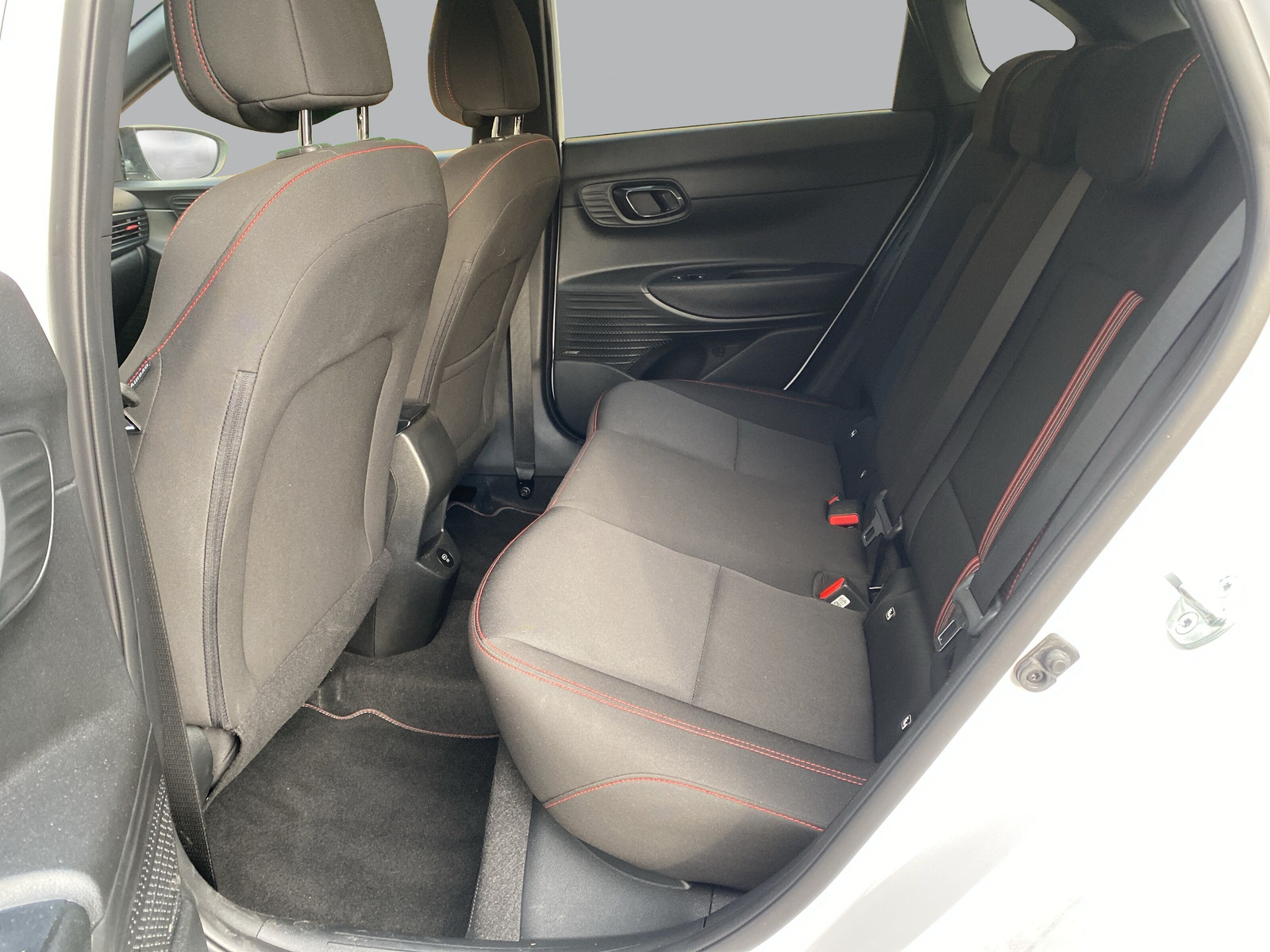 HYUNDAI i20 1.0 T-GDi N-Line DCT-image-8