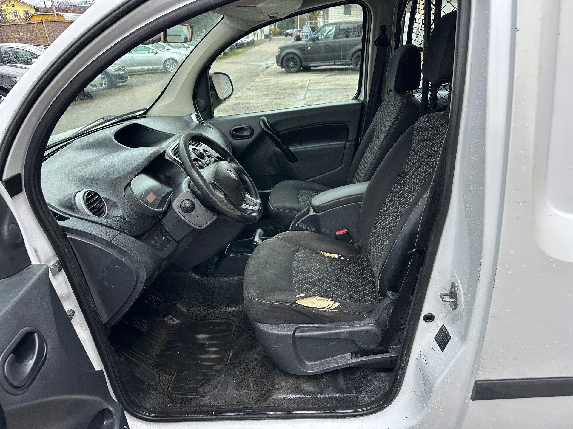 RENAULT Kangoo Medium dCi 75 Business-image-8
