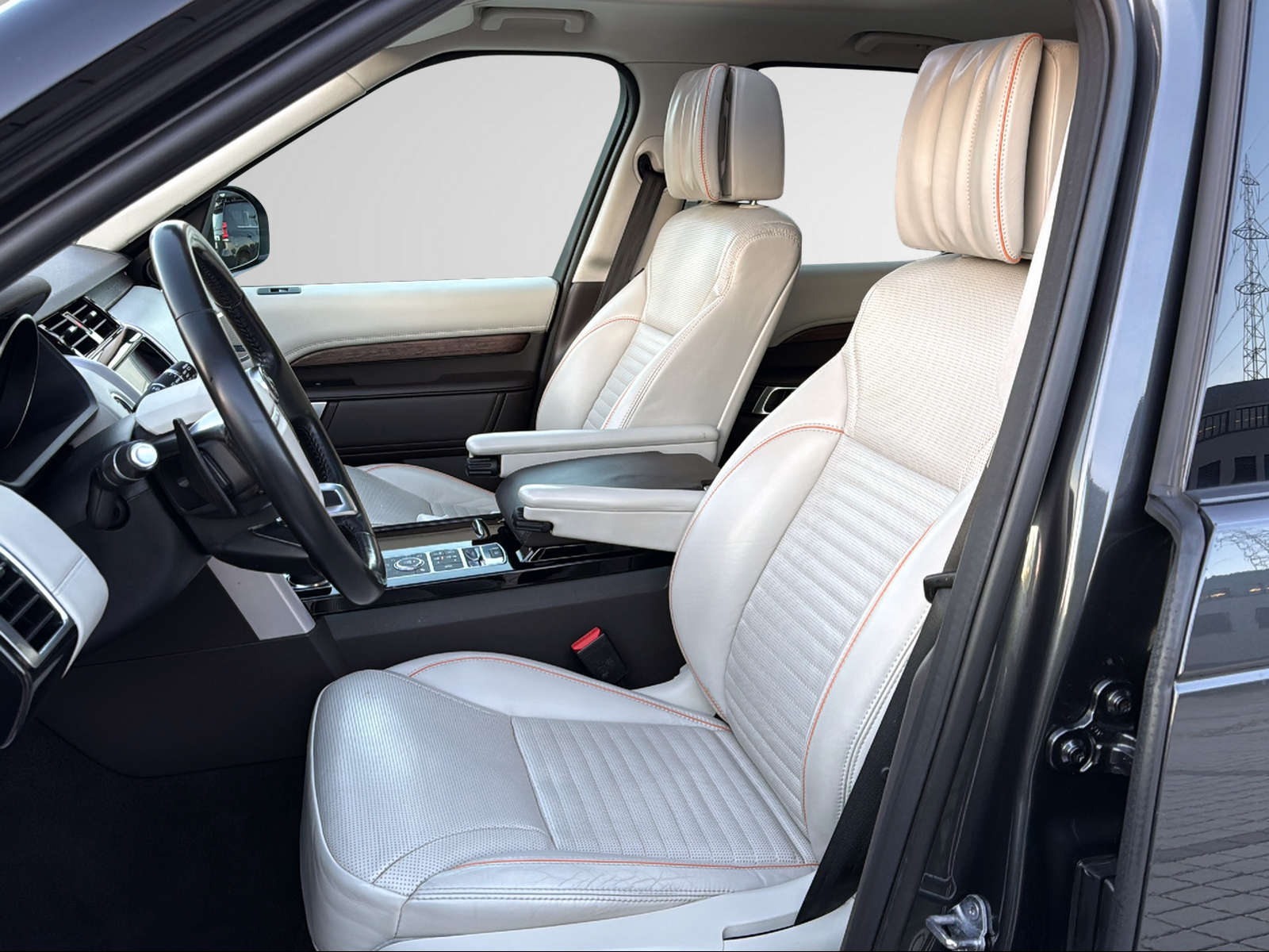 LAND ROVER Discovery 3.0 TD6 HSE Luxury Automatic-image-11