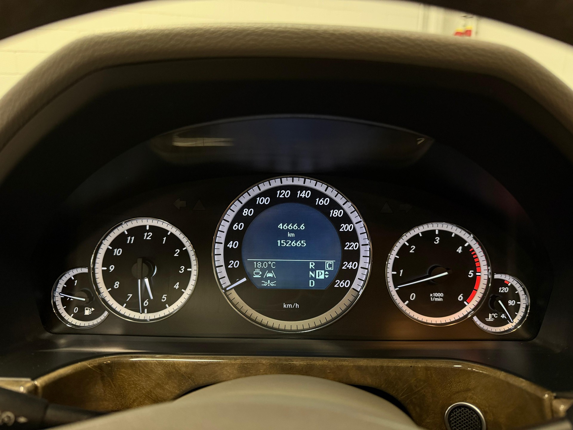 MERCEDES-BENZ E 350 CDI ( Limited Grey Black Brabus Bodykit ) BlueEfficiency 7G-Tronic-image-19