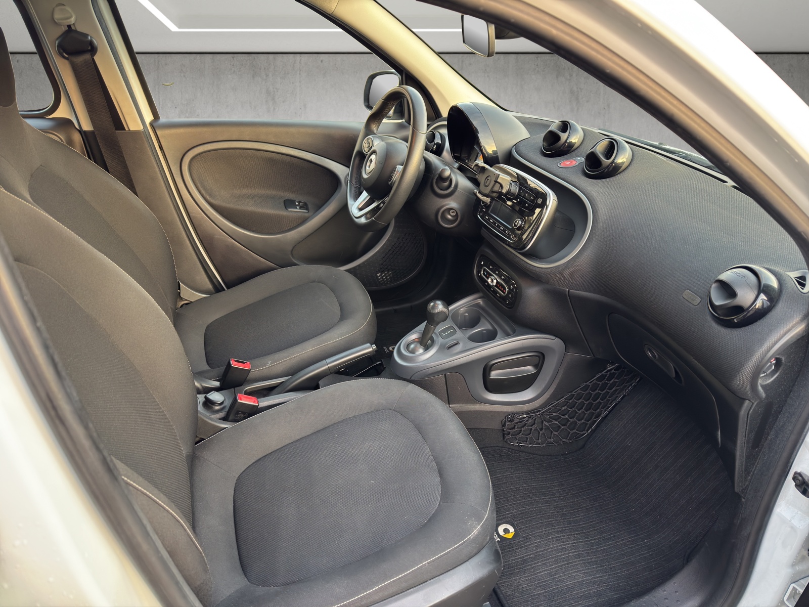 SMART forfour passion twinmatic-image-10
