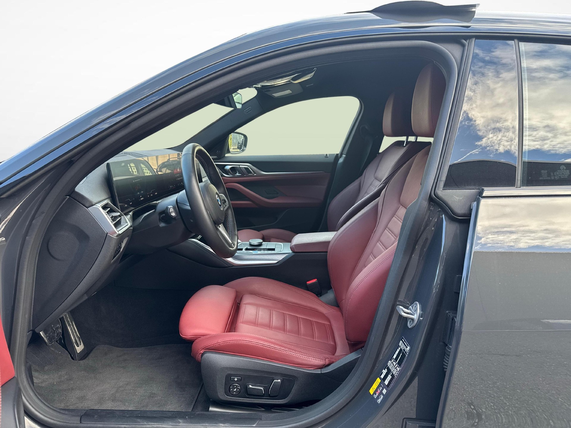 BMW i4 M50-image-12