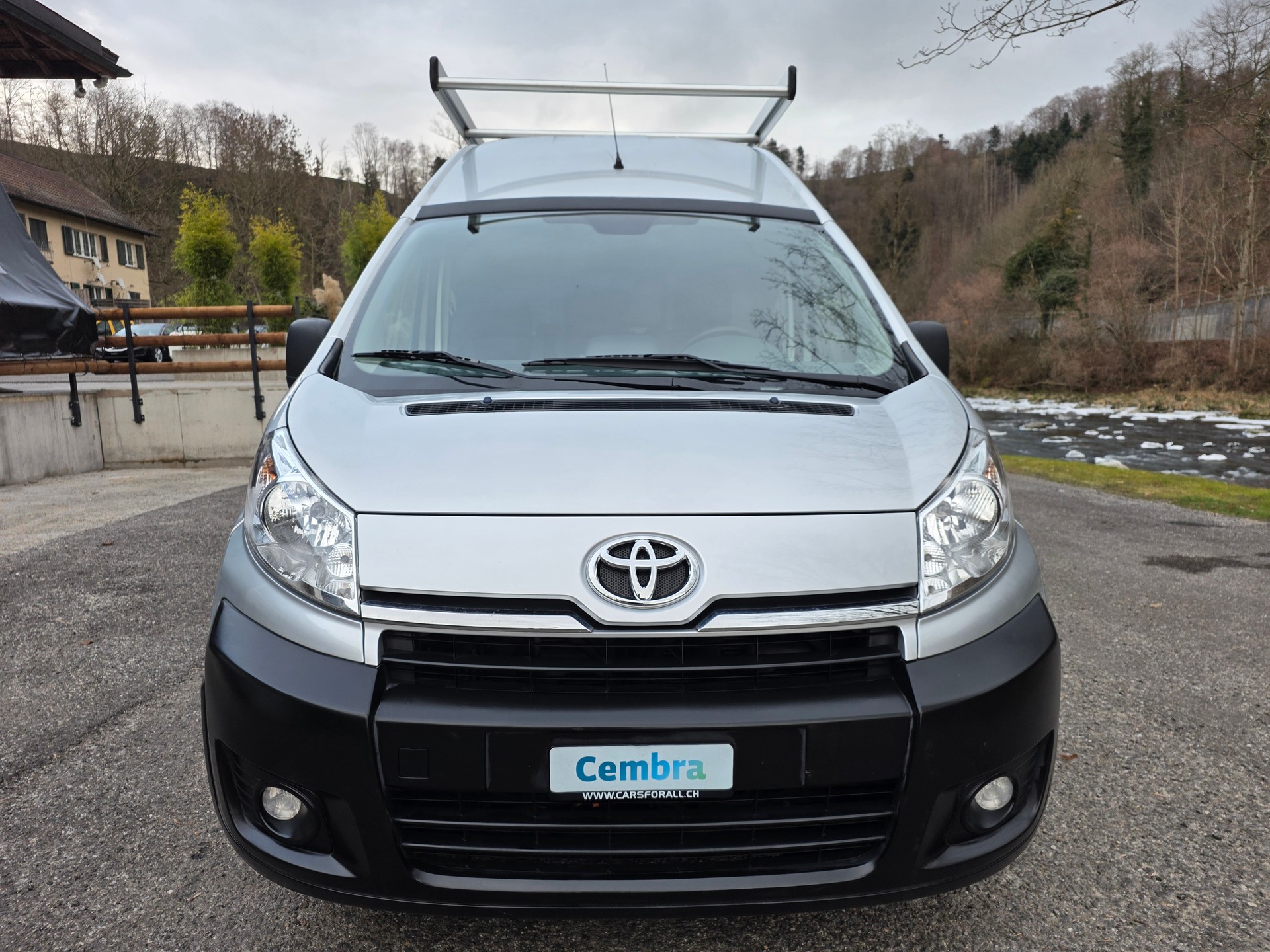 TOYOTA Proace 2.0D *** Hochdach *** AHK 2'000kg *** Klima *** Dachträger *** YouTube: https://youtu.be/4hmpOqQsVdw?si=-QhVw01EVR8SJZfs-image-2