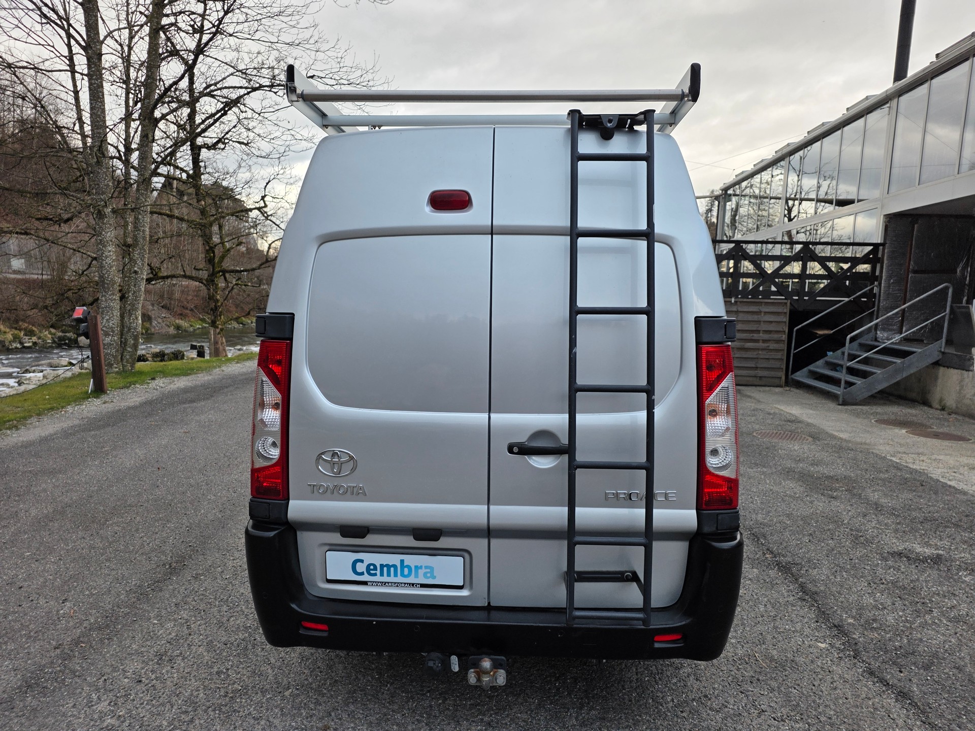 TOYOTA Proace 2.0D *** Hochdach *** AHK 2'000kg *** Klima *** Dachträger *** YouTube: https://youtu.be/4hmpOqQsVdw?si=-QhVw01EVR8SJZfs-image-7