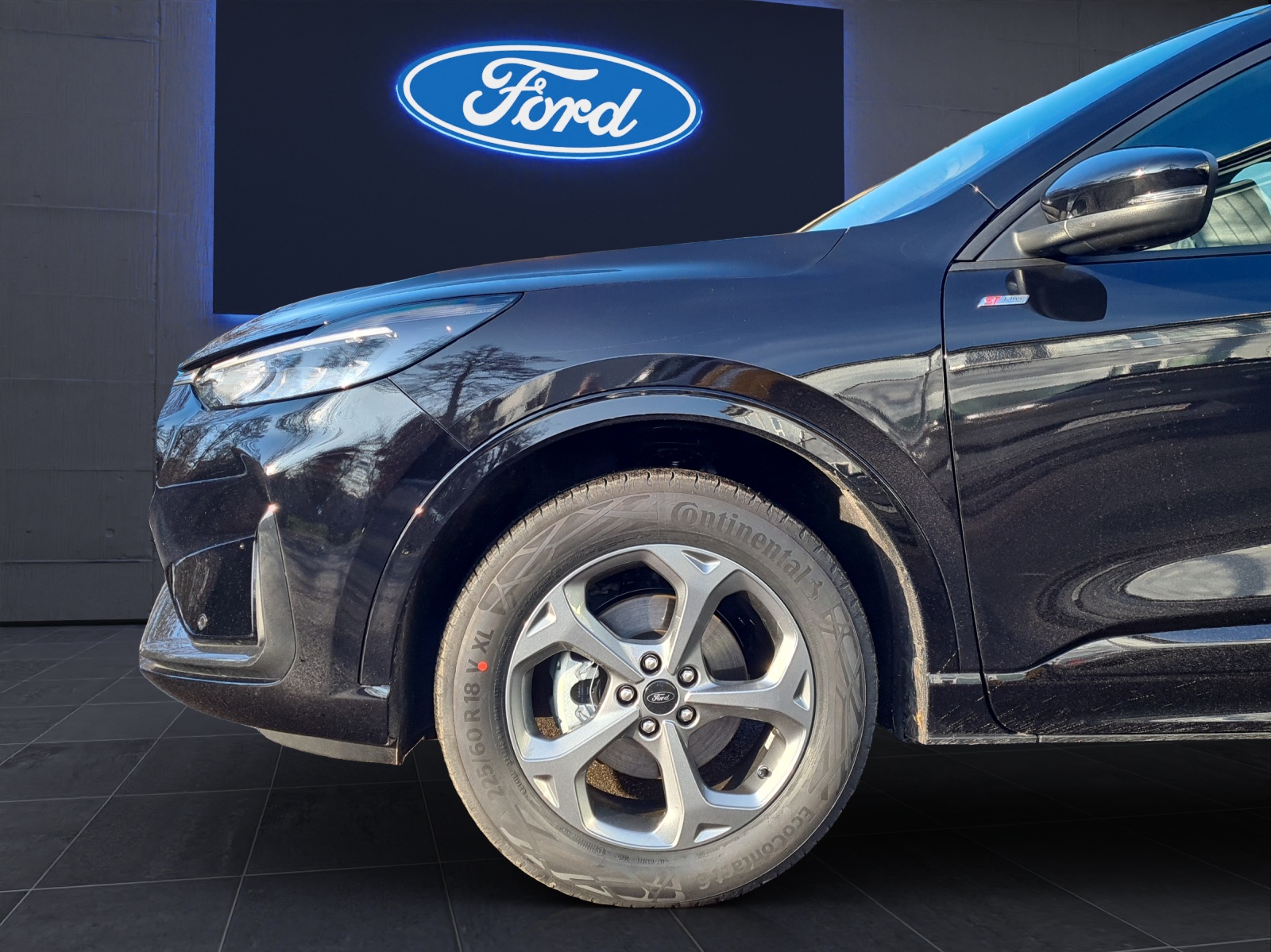 FORD Kuga 2.5i FHEV FULL-HYBRID 183 PS ST-Line 4x4 AUTOMAT-image-14