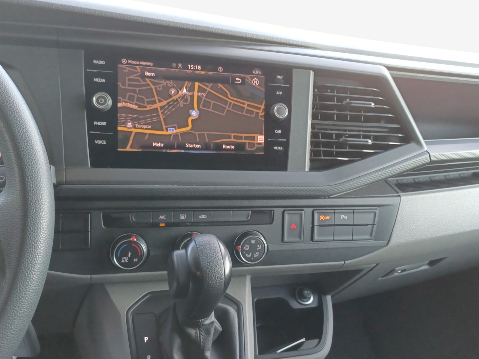 VW T6.1 2.0 TDI 4Motion DSG-image-11