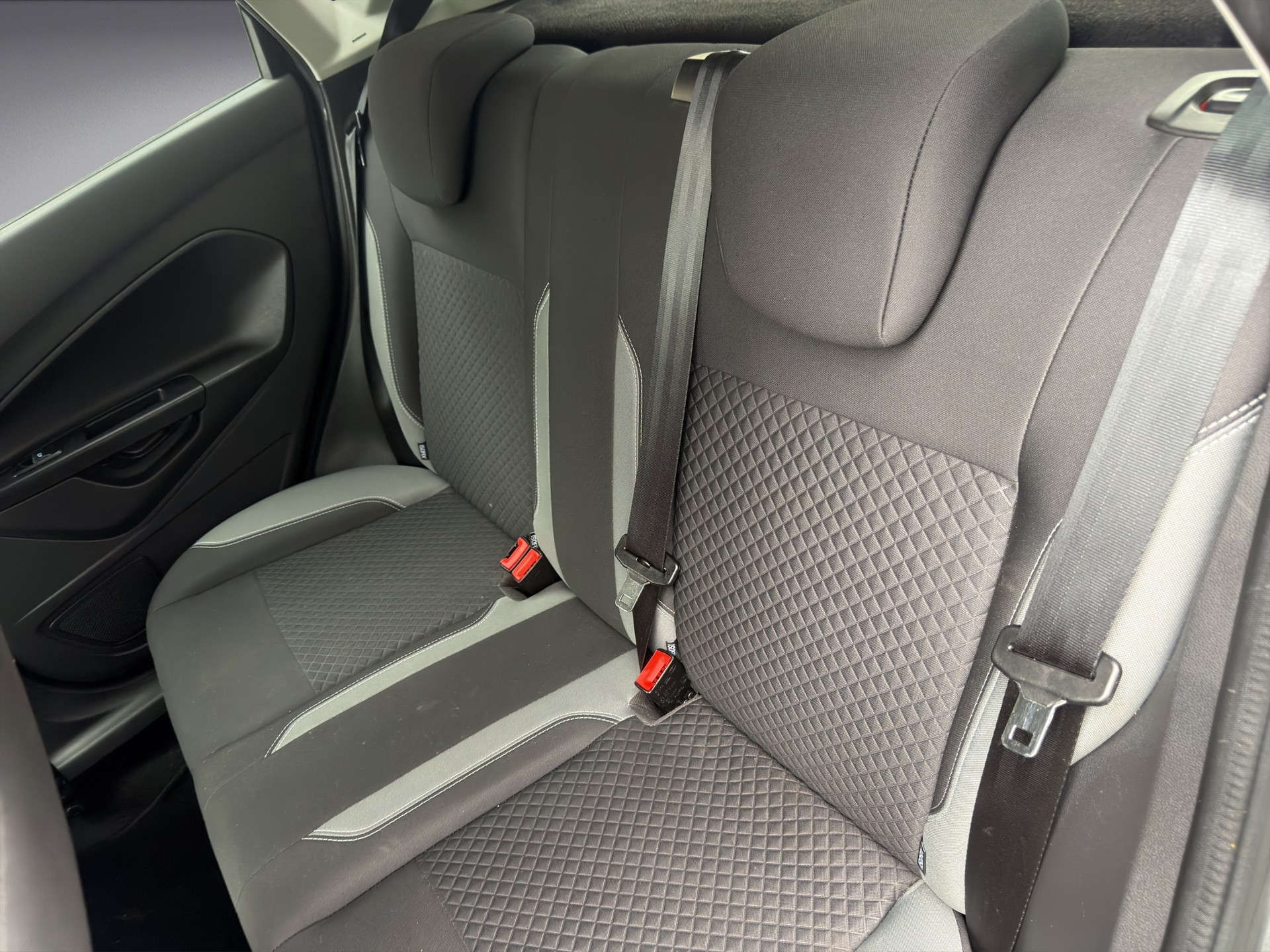 FORD Fiesta 1.0 SCTi Energy Edition PowerShift-image-12