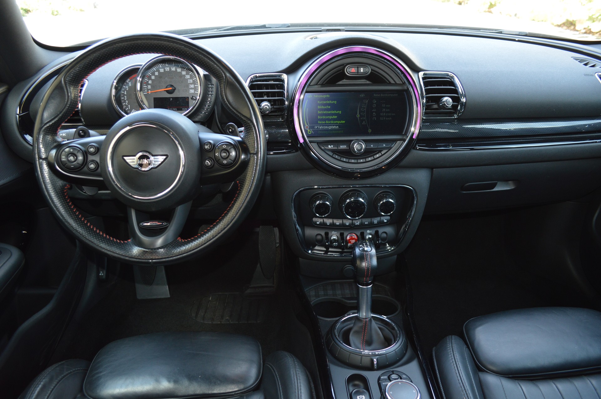 MINI Clubman Cooper S Steptronic-image-5
