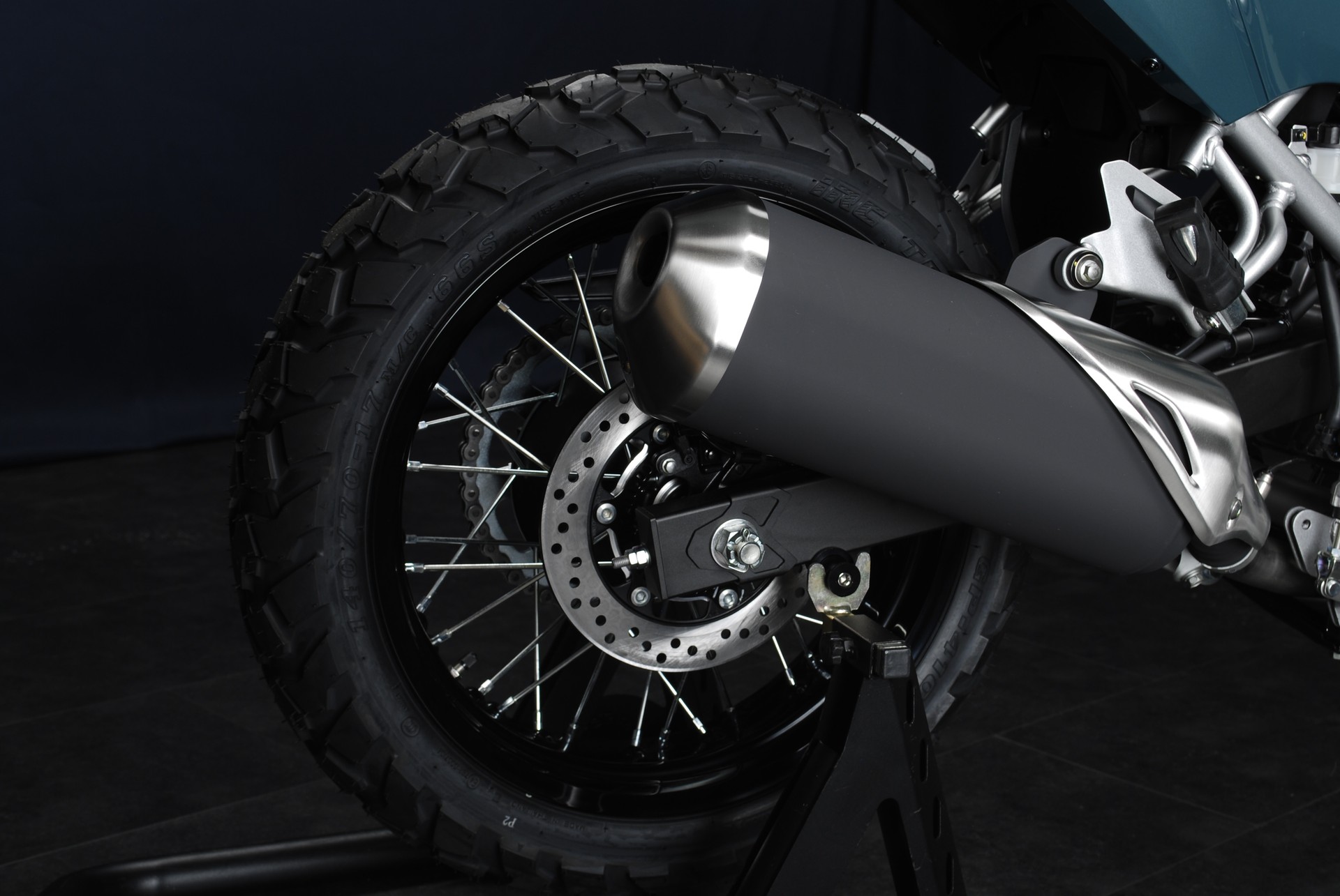 KAWASAKI KLE500 SE MY26-showroom-element-1