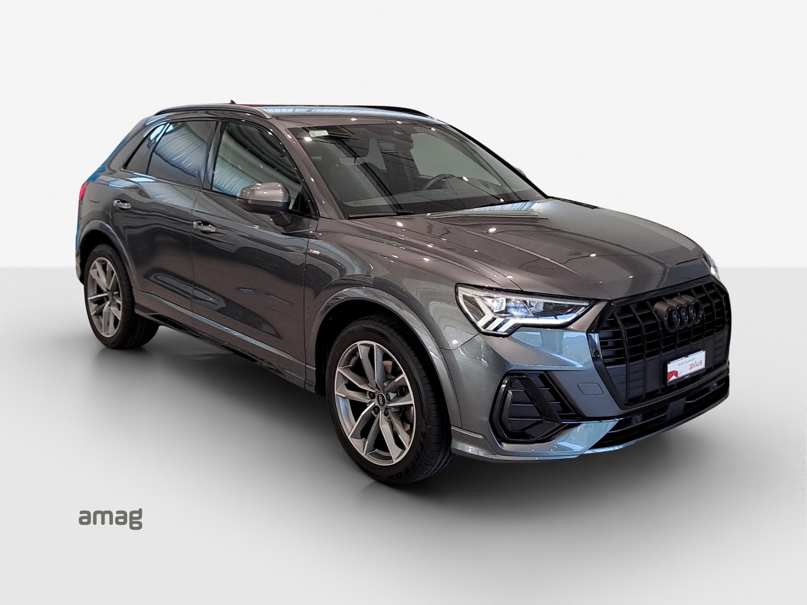 AUDI Q3 35 TFSI S line Attraction S-tronic-image-5